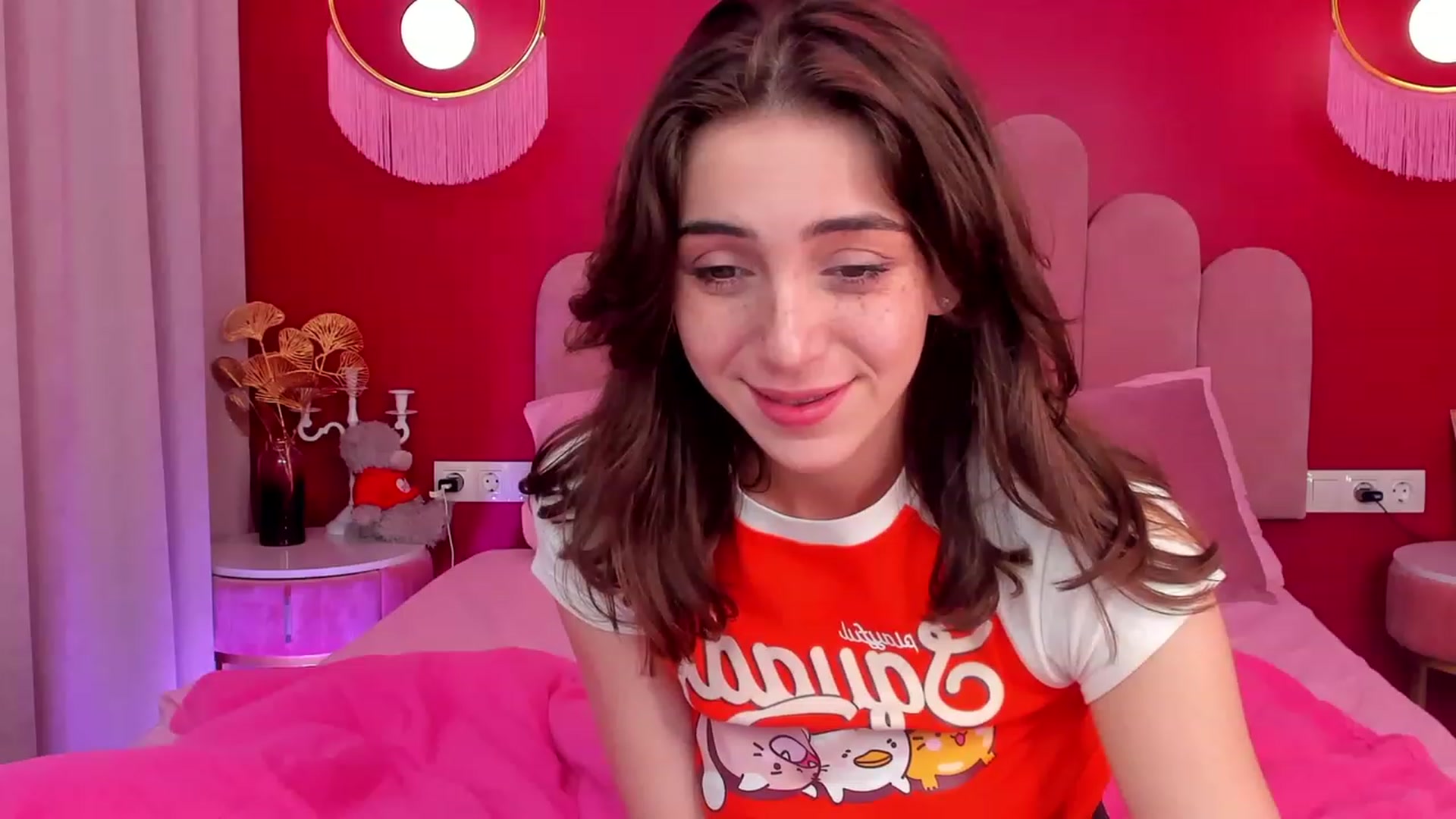 Gallery image thumbnail from ElsaYoung's myfreecams stream on, 06/03/2023, 11:21 image 15 of 20