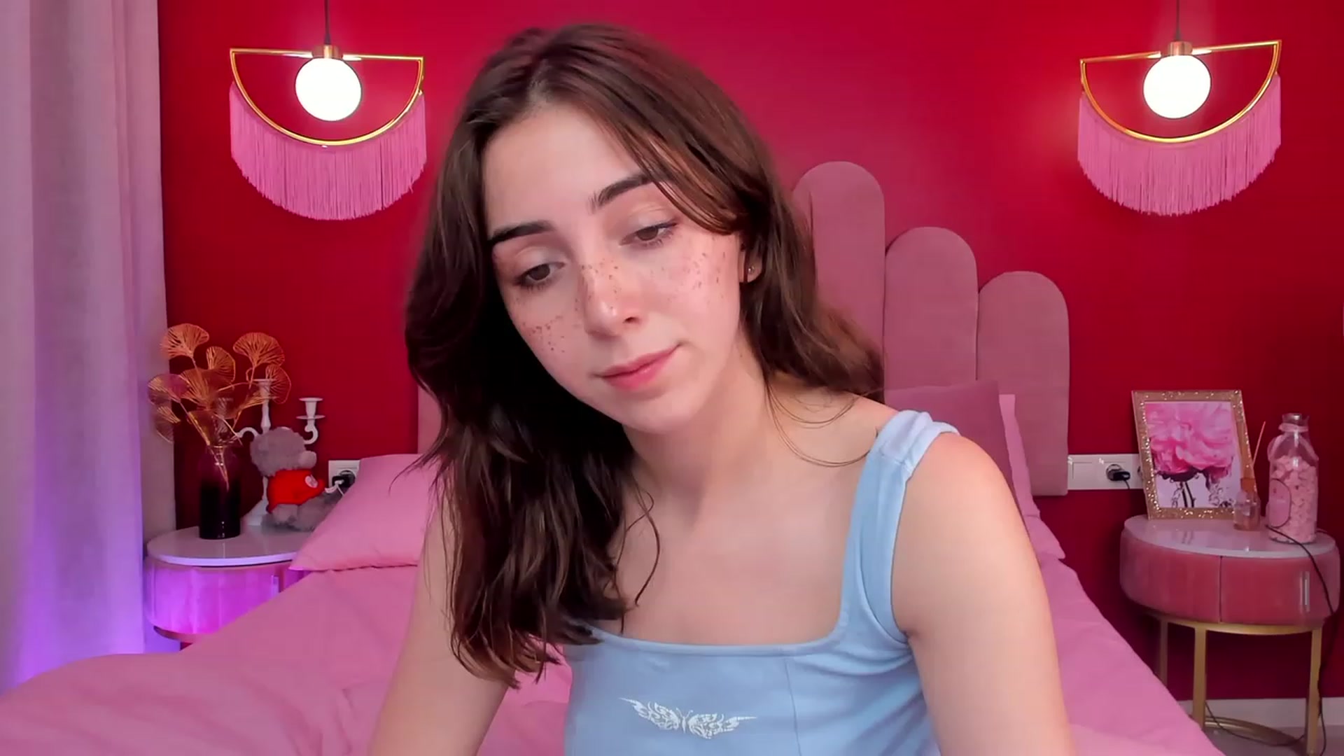 Gallery image thumbnail from ElsaYoung's myfreecams stream on, 06/10/2023, 08:57 image 12 of 20