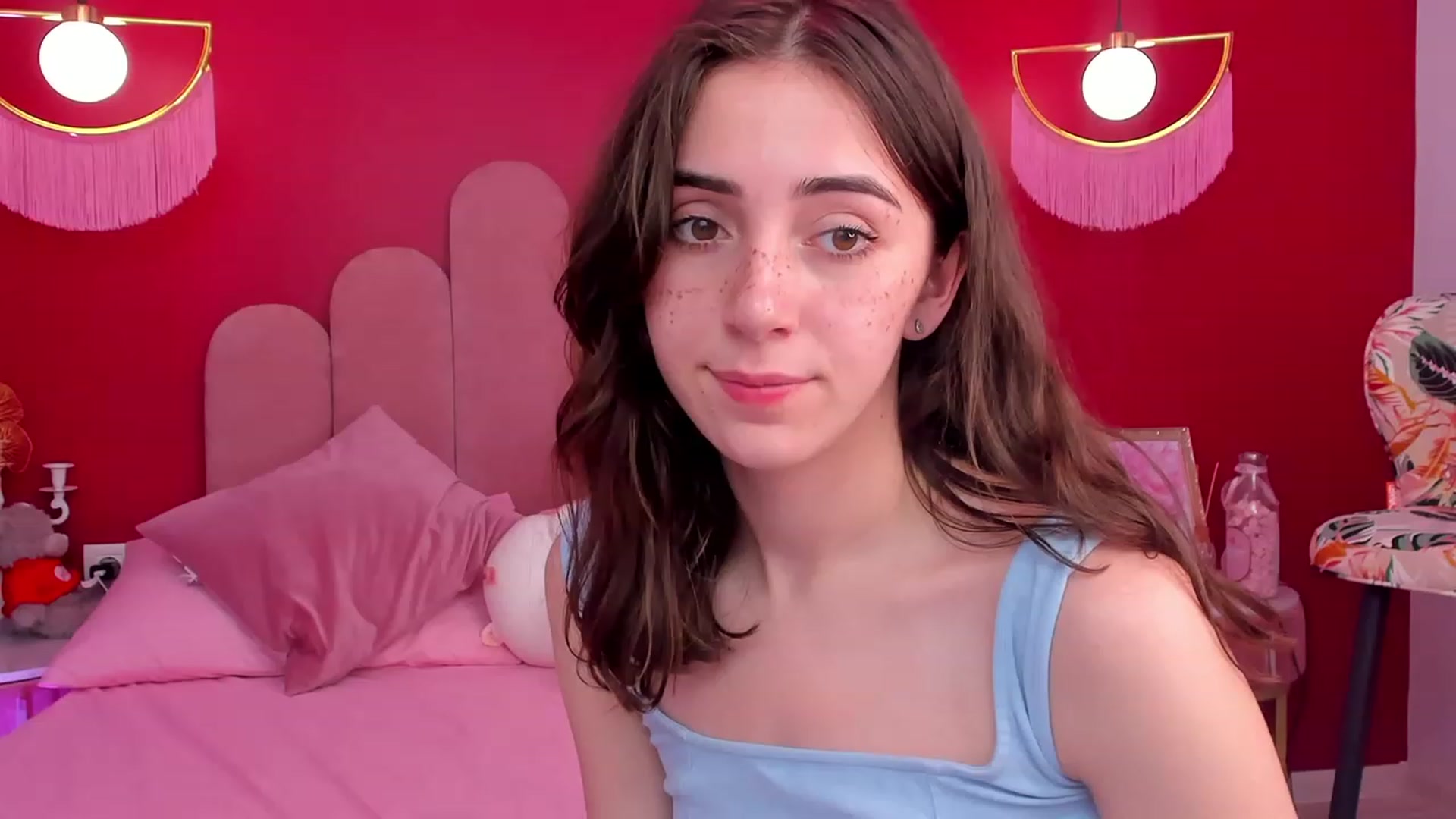 Gallery image thumbnail from ElsaYoung's myfreecams stream on, 06/10/2023, 12:27 image 10 of 20