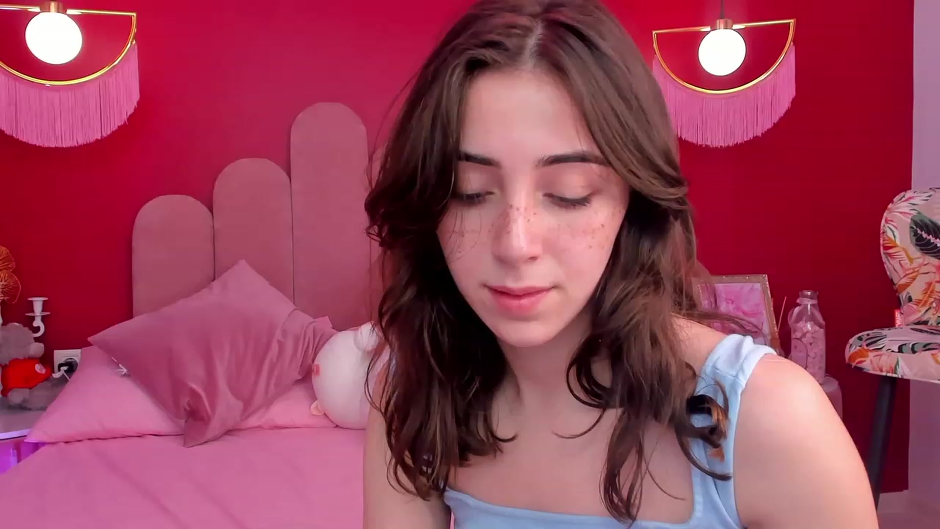 Gallery image thumbnail from ElsaYoung's myfreecams stream on, 06/10/2023, 12:27 image 13 of 20