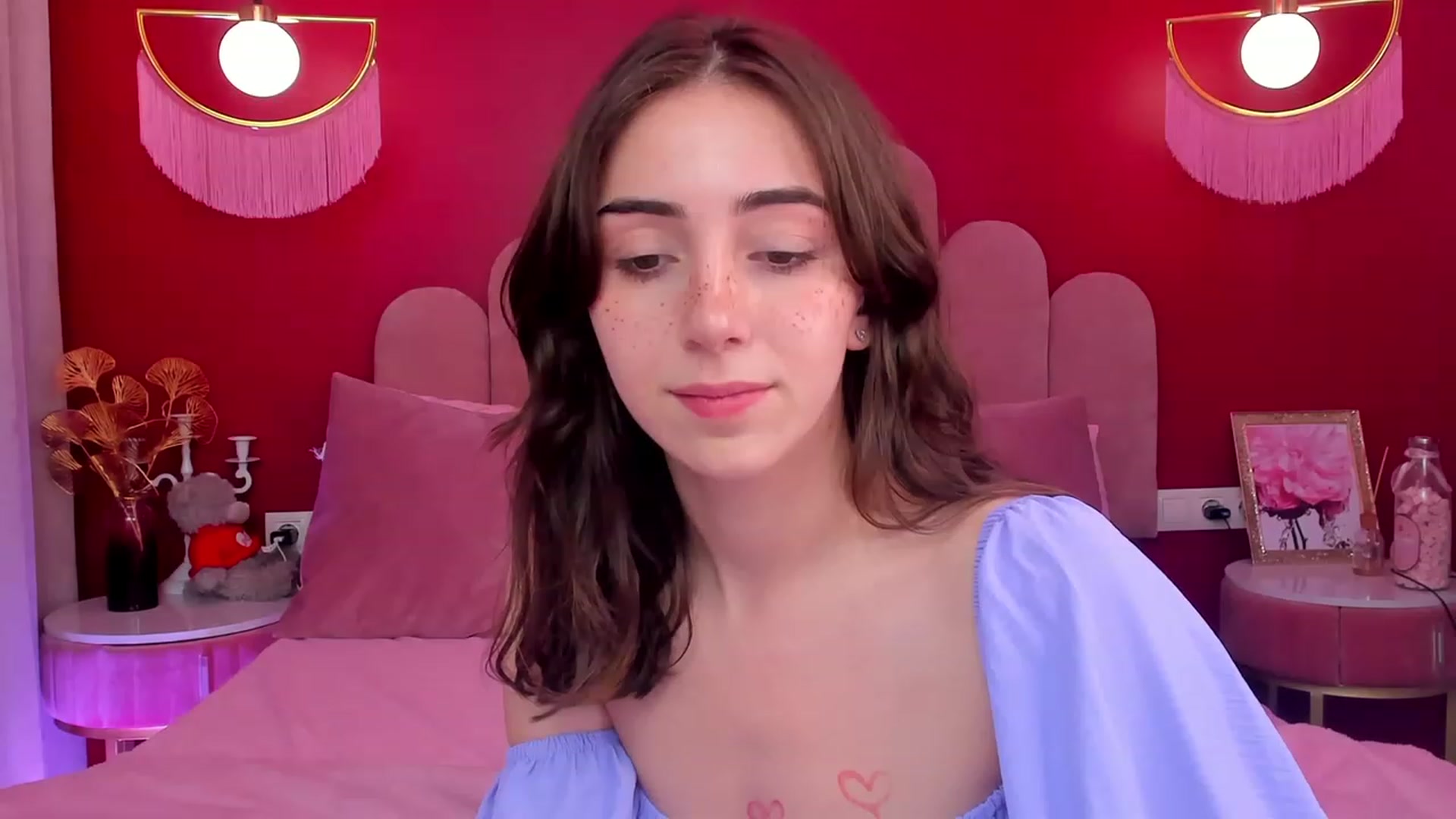 Gallery image thumbnail from ElsaYoung's myfreecams stream on, 06/11/2023, 16:07 image 15 of 20