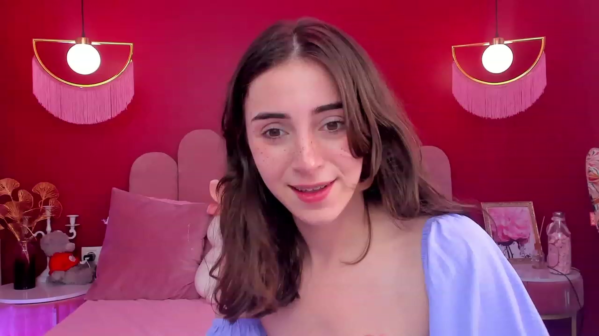 Gallery image thumbnail from ElsaYoung's myfreecams stream on, 06/11/2023, 16:07 image 4 of 20