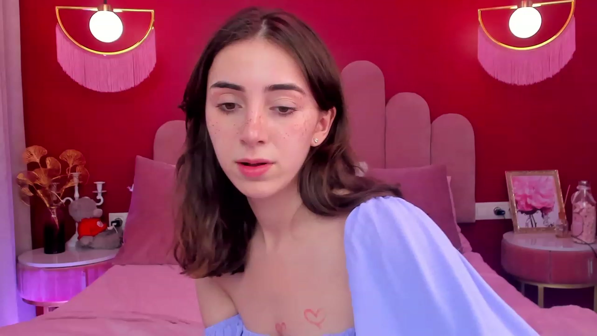 Gallery image thumbnail from ElsaYoung's myfreecams stream on, 06/11/2023, 16:07 image 8 of 20