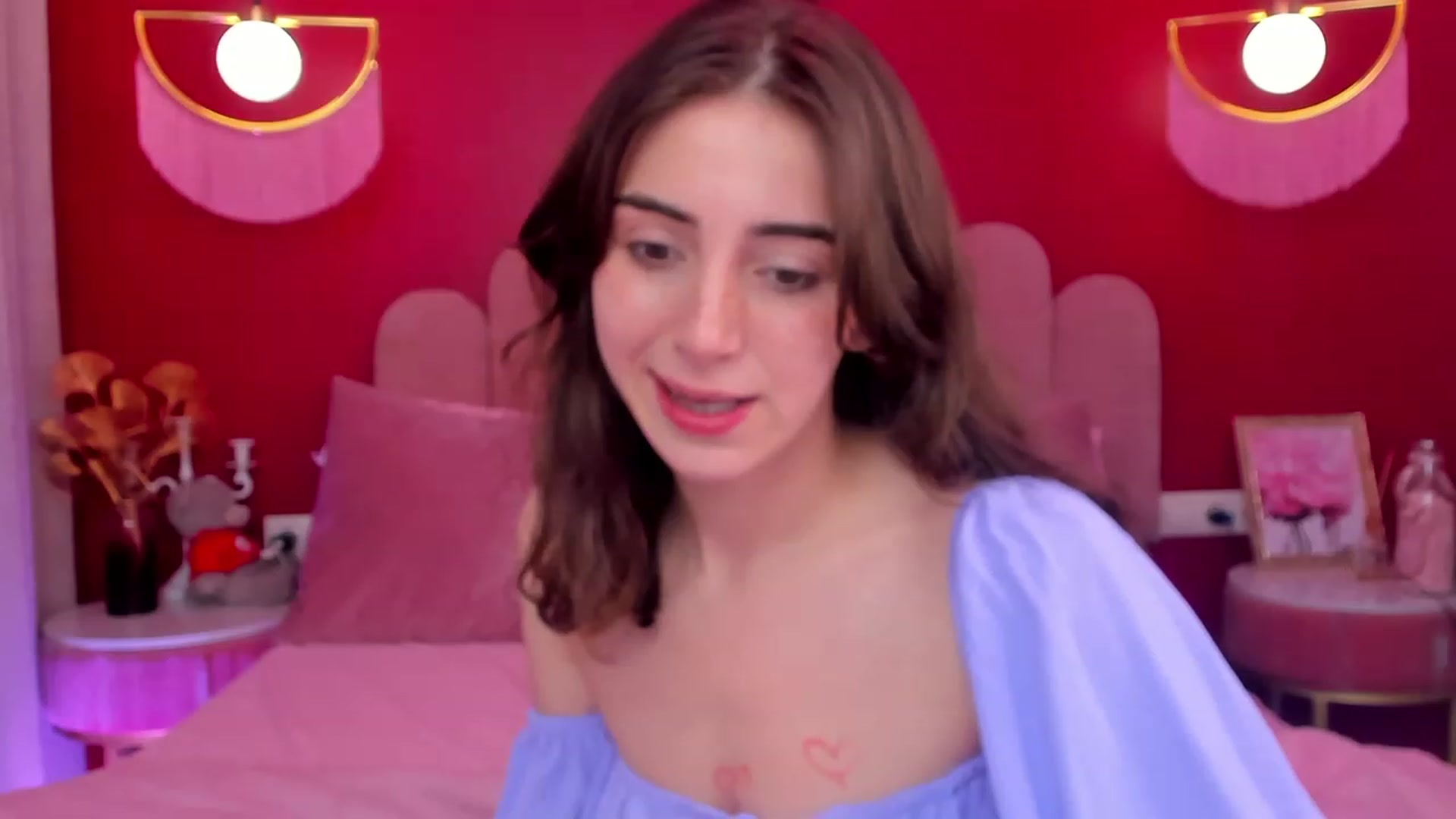 Gallery image thumbnail from ElsaYoung's myfreecams stream on, 06/11/2023, 16:07 image 13 of 20