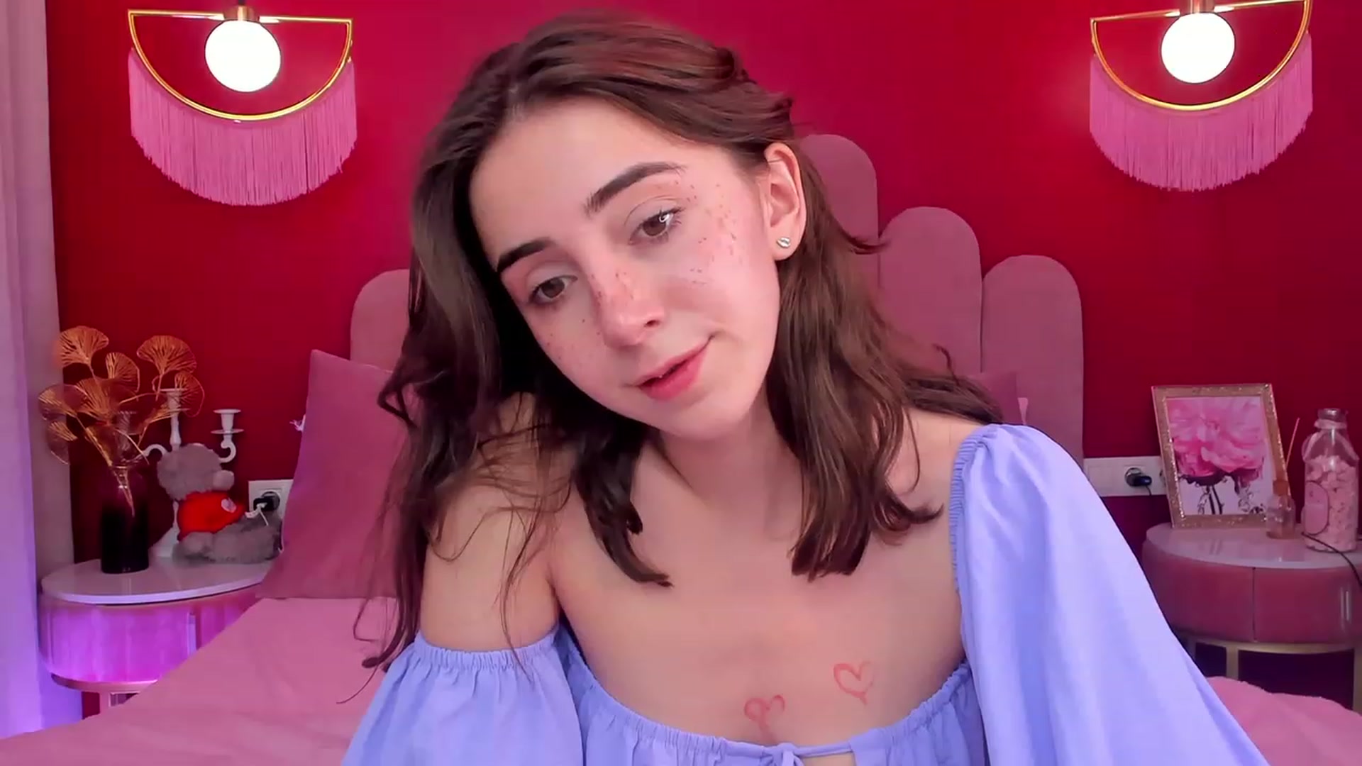 Gallery image thumbnail from ElsaYoung's myfreecams stream on, 06/11/2023, 16:07 image 9 of 20