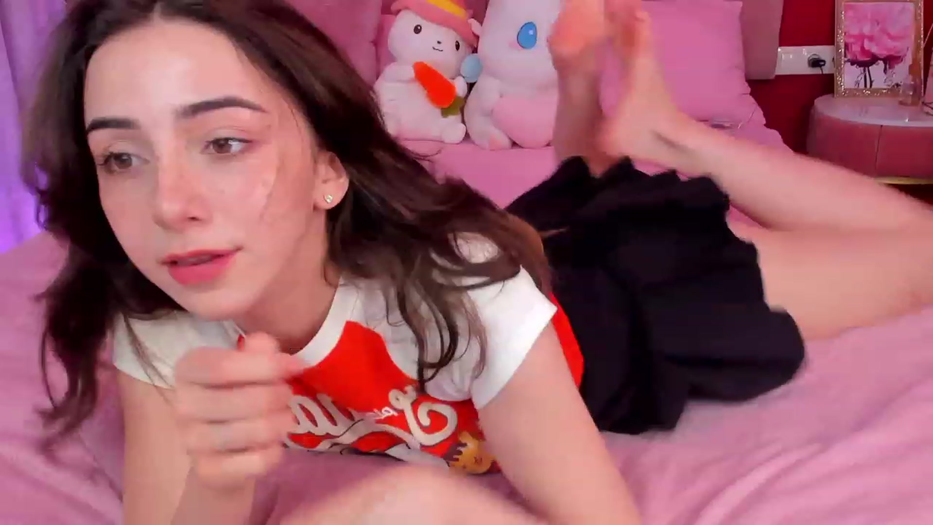 Gallery image thumbnail from ElsaYoung's myfreecams stream on, 06/13/2023, 13:56 image 15 of 20