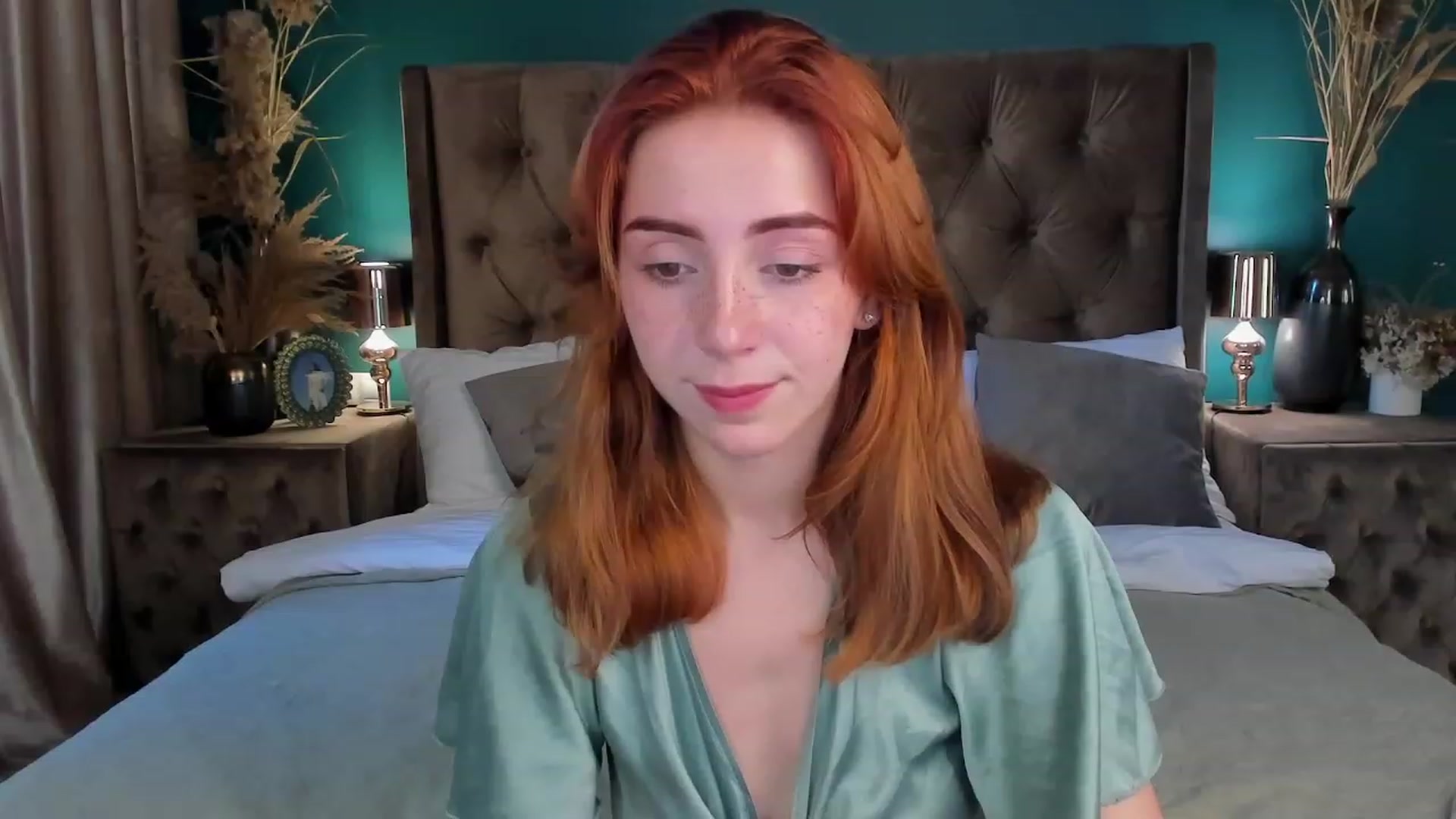 Gallery image thumbnail from ElsaYoung's myfreecams stream on, 06/16/2023, 06:45 image 9 of 20
