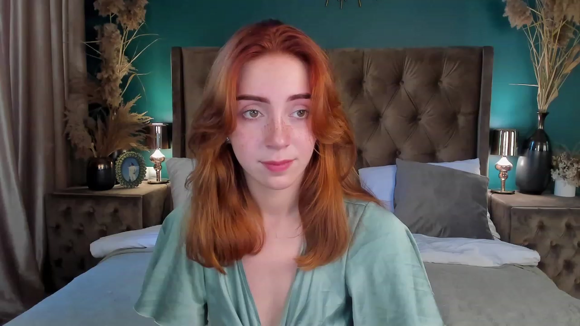 Gallery image thumbnail from ElsaYoung's myfreecams stream on, 06/16/2023, 06:45 image 1 of 20