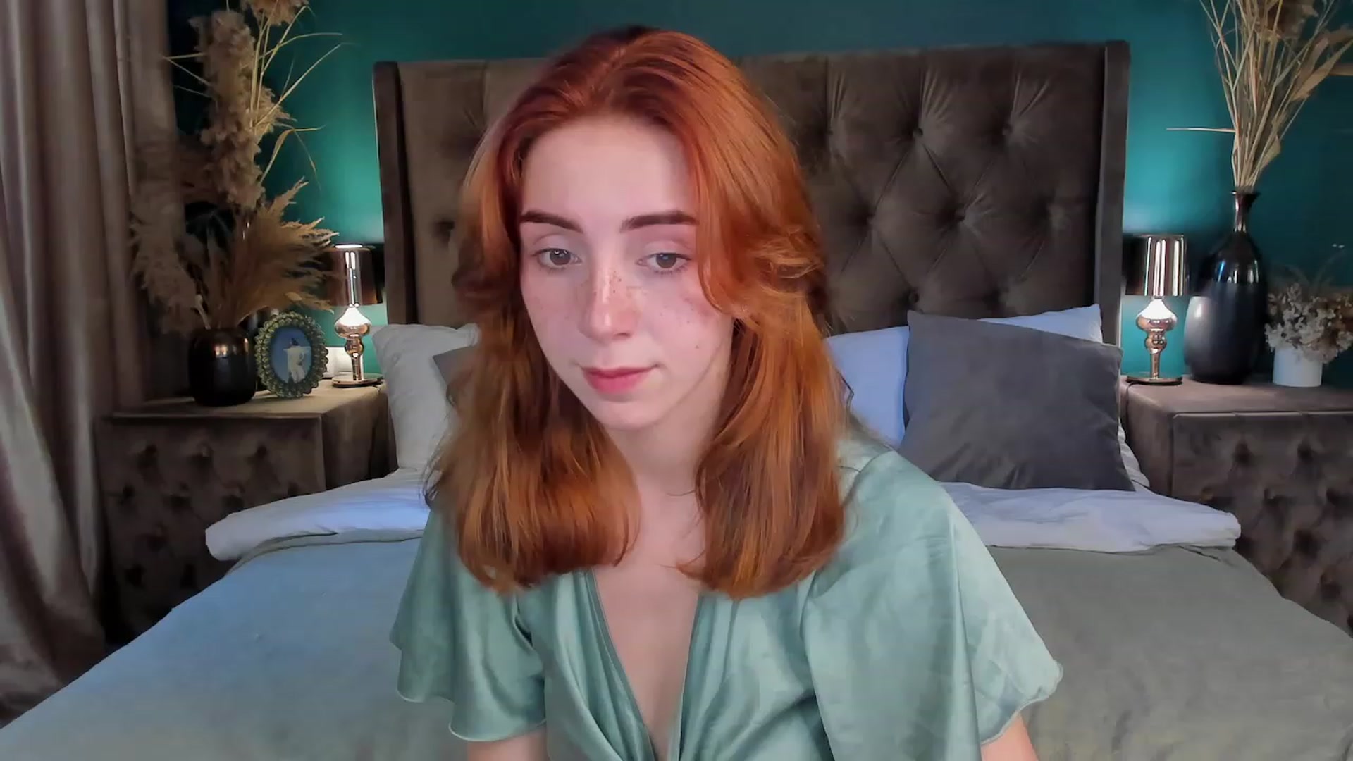 Gallery image thumbnail from ElsaYoung's myfreecams stream on, 06/16/2023, 06:45 image 3 of 20