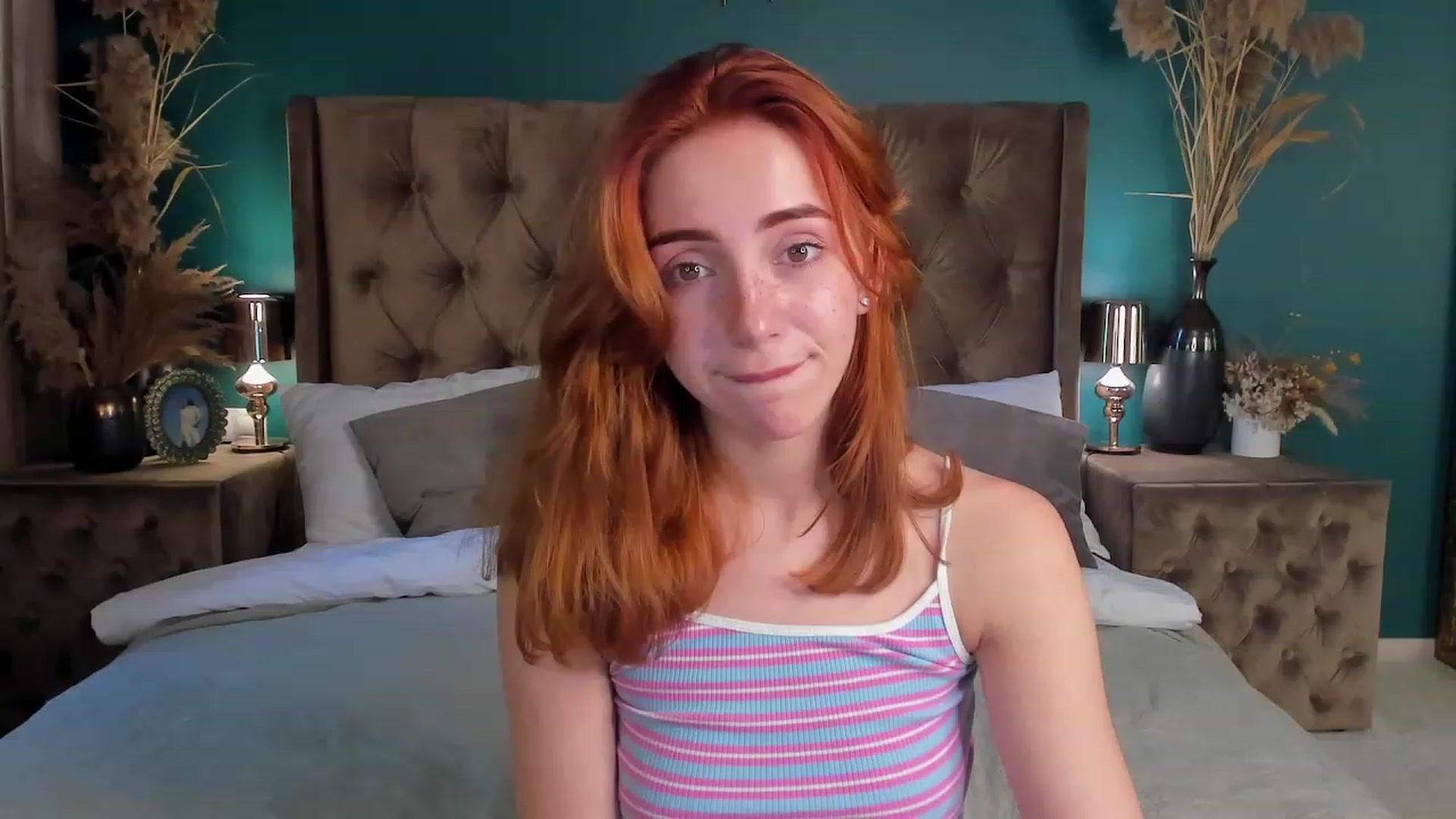 Gallery image thumbnail from ElsaYoung's myfreecams stream on, 06/16/2023, 07:50 image 20 of 20