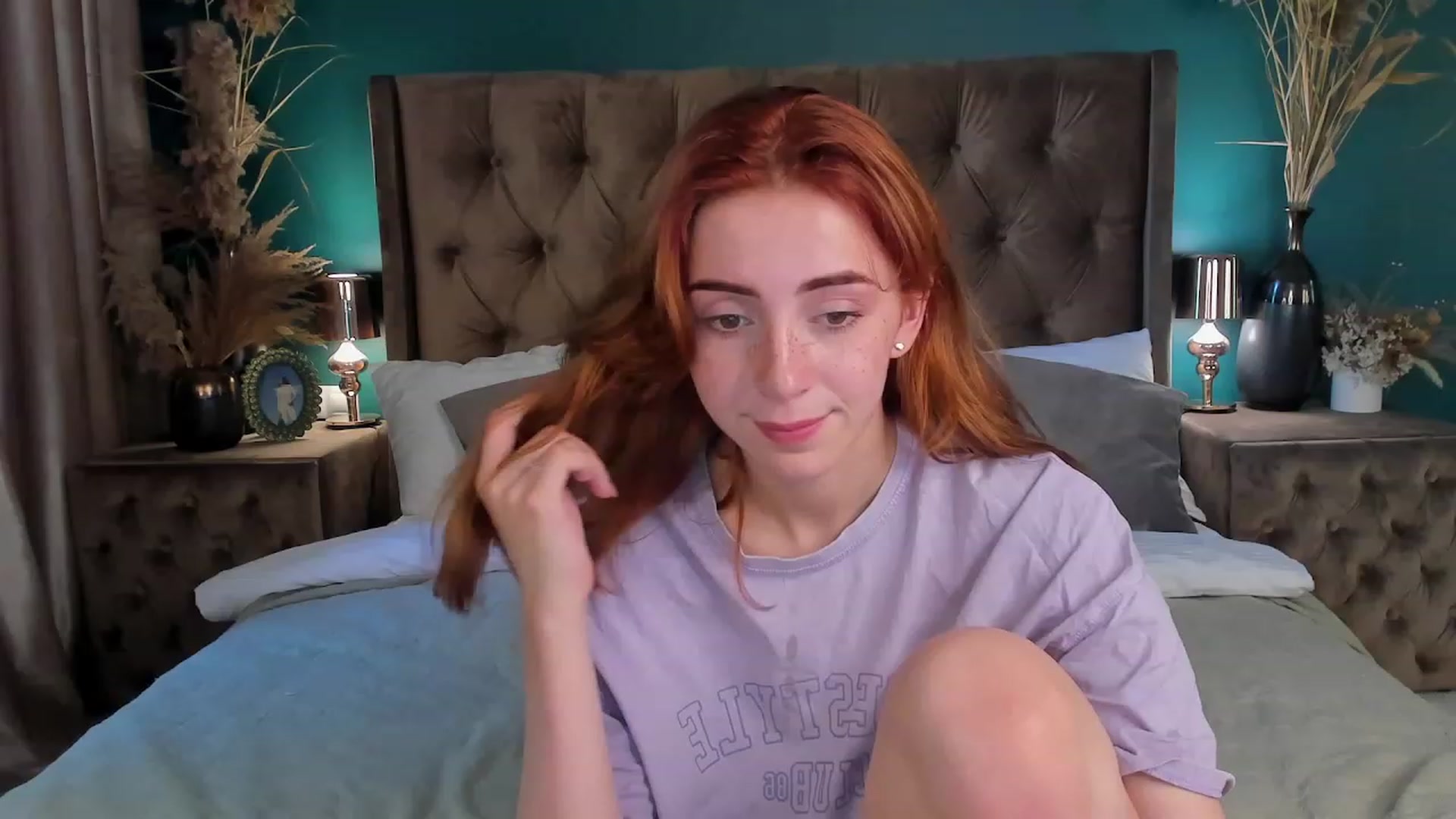 Gallery image thumbnail from ElsaYoung's myfreecams stream on, 06/16/2023, 09:10 image 4 of 20