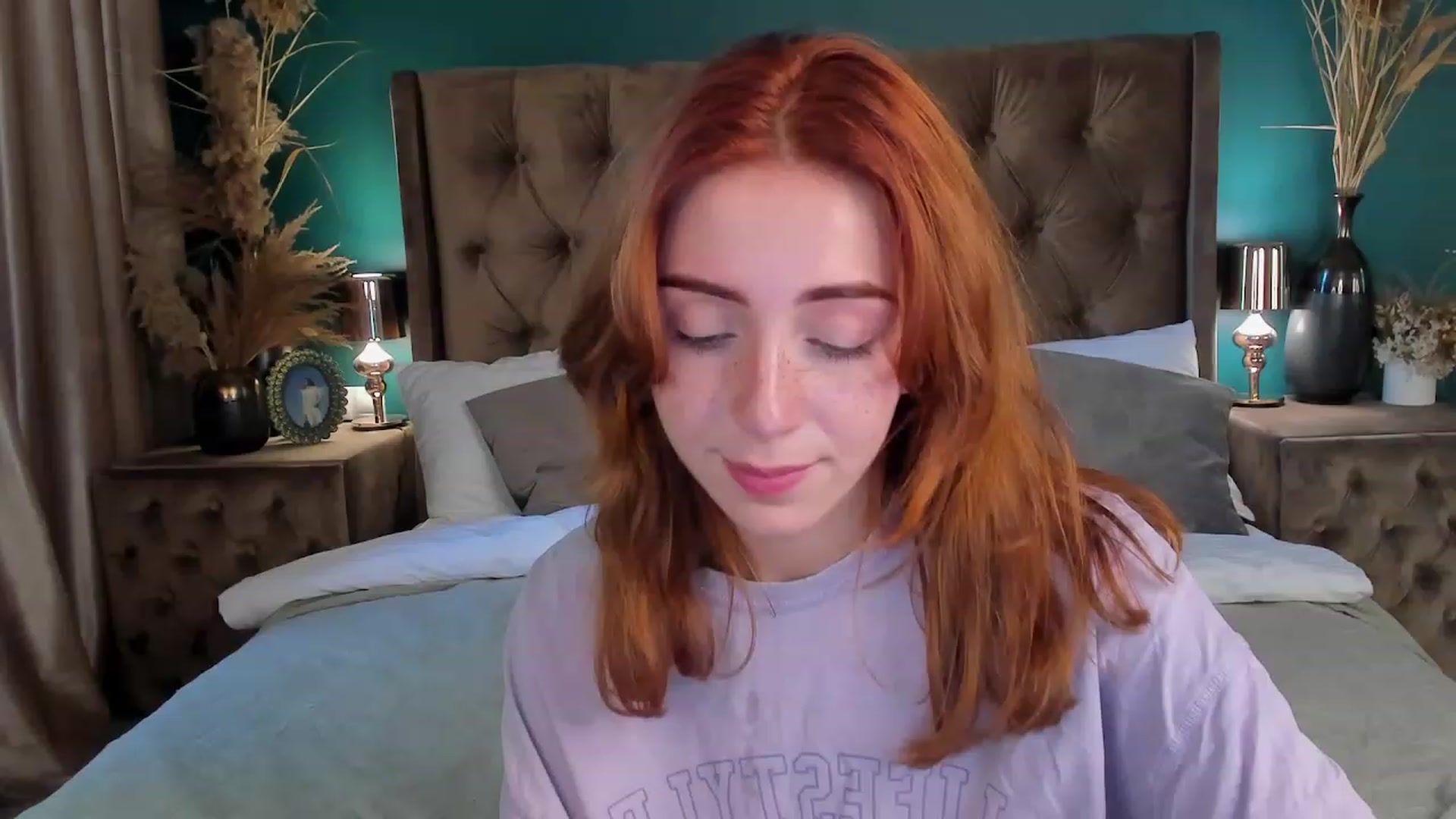 Gallery image thumbnail from ElsaYoung's myfreecams stream on, 06/16/2023, 09:10 image 16 of 20