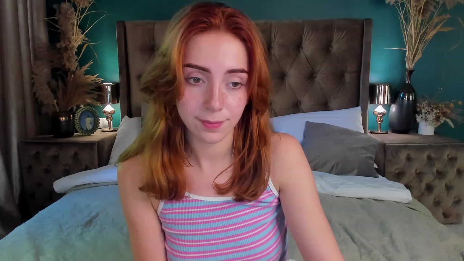Gallery image thumbnail from ElsaYoung's myfreecams stream on, 06/16/2023, 11:17 image 20 of 20