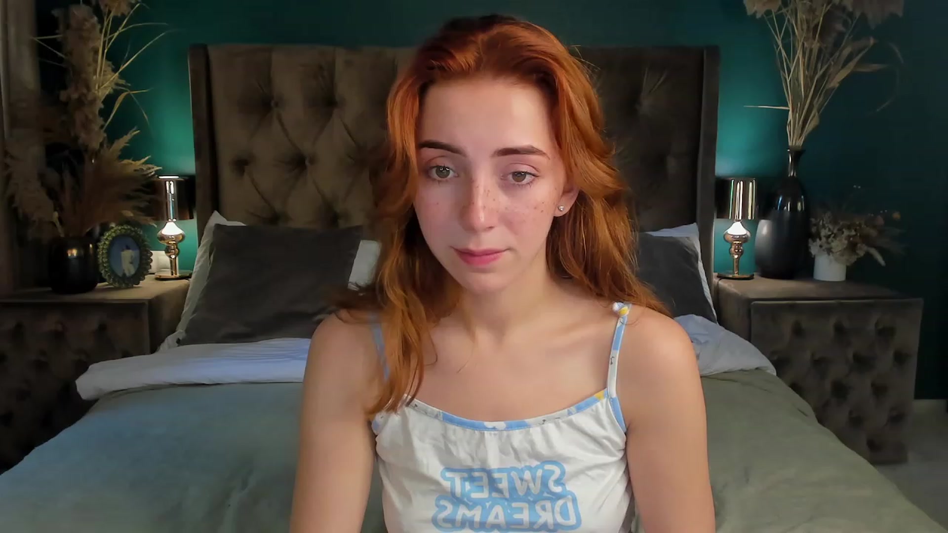 Gallery image thumbnail from ElsaYoung's myfreecams stream on, 06/17/2023, 06:25 image 18 of 20