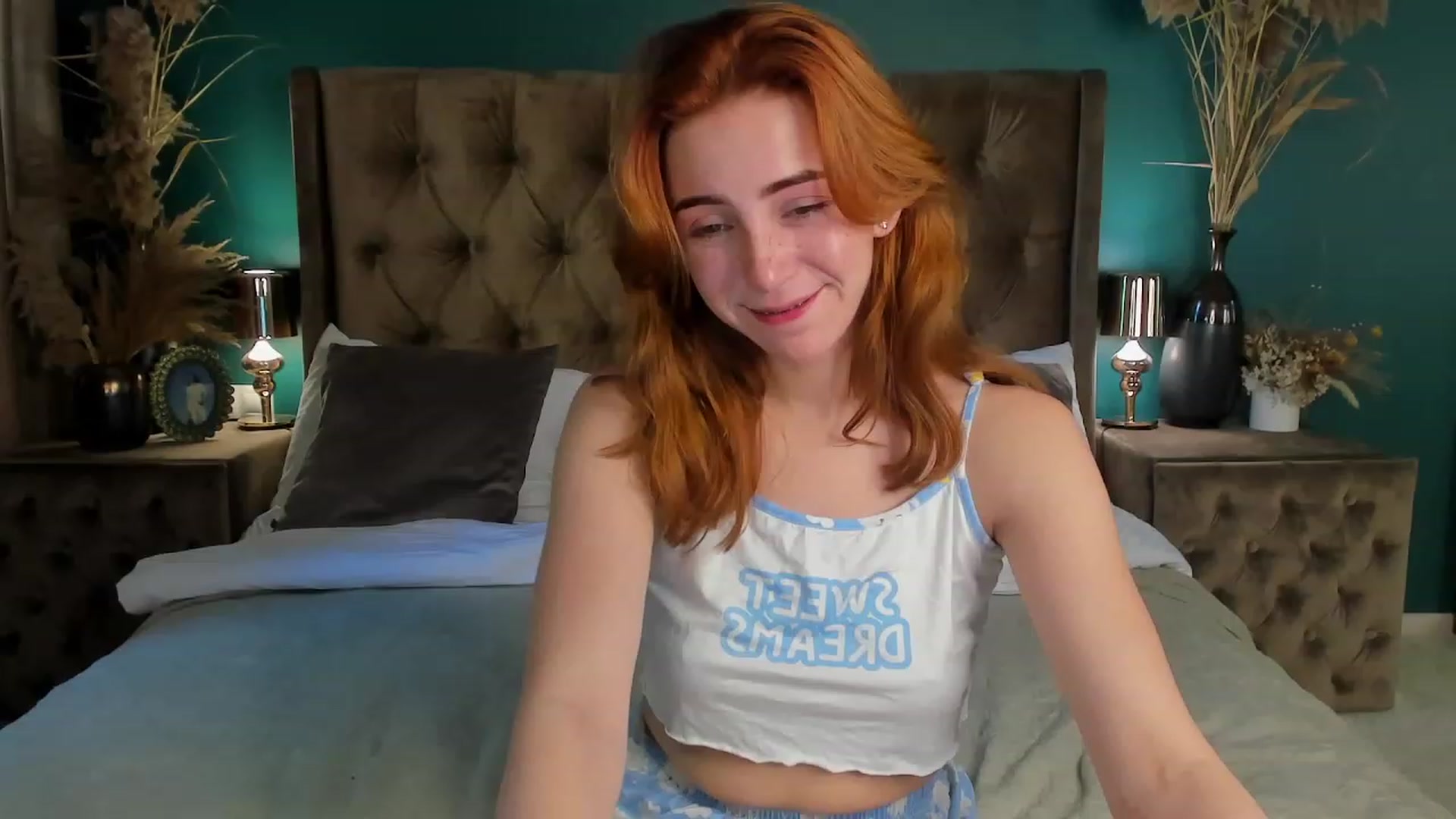 Gallery image thumbnail from ElsaYoung's myfreecams stream on, 06/17/2023, 06:25 image 7 of 20