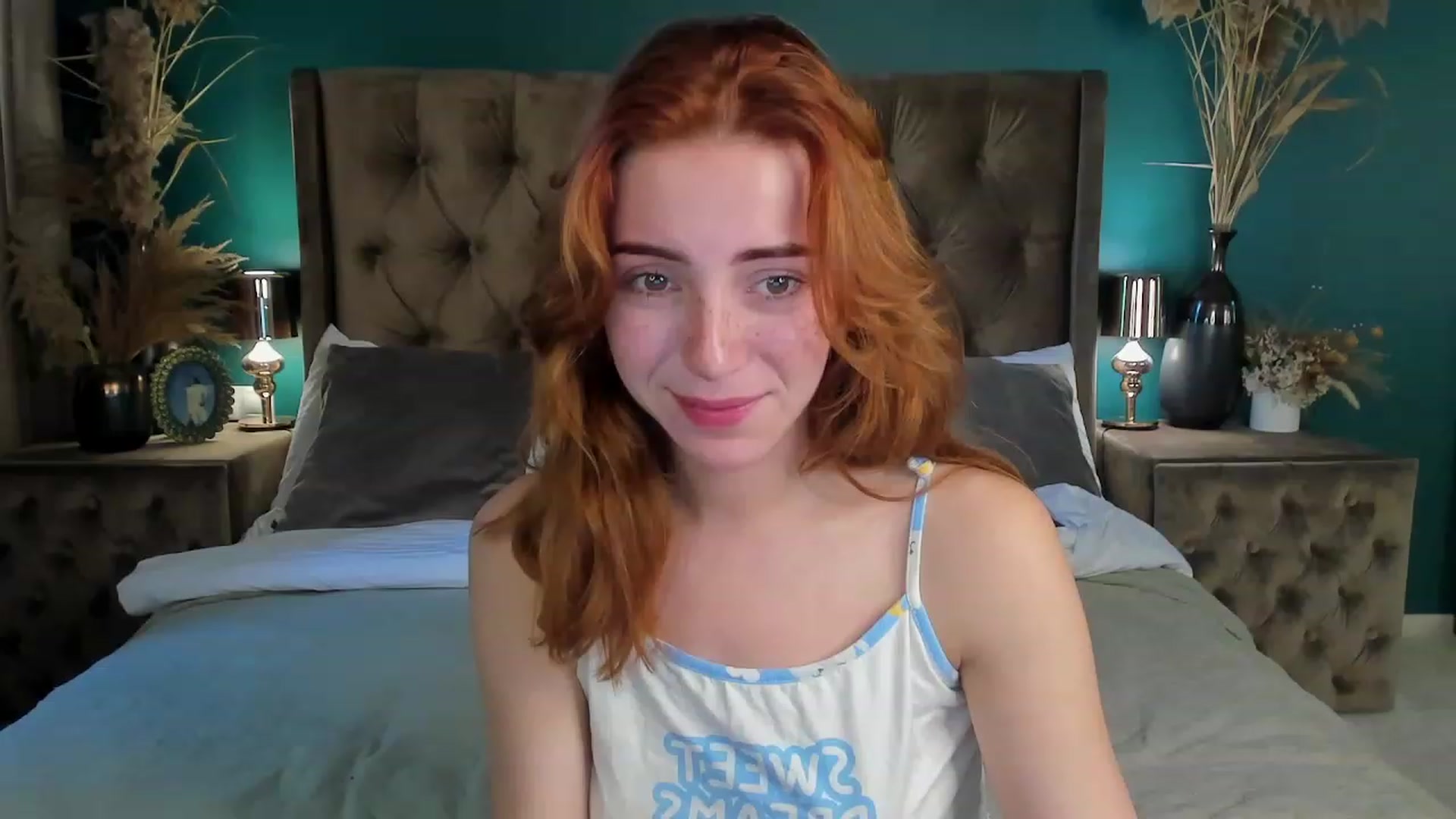 Gallery image thumbnail from ElsaYoung's myfreecams stream on, 06/17/2023, 06:25 image 3 of 20