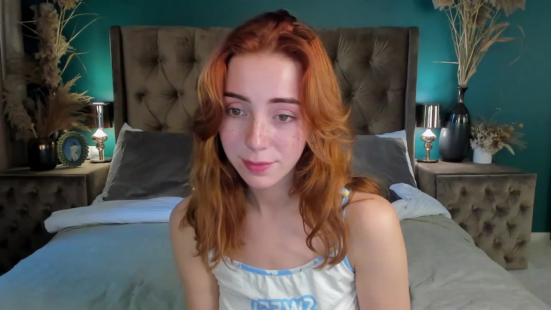 Gallery image thumbnail from ElsaYoung's myfreecams stream on, 06/17/2023, 06:25 image 4 of 20