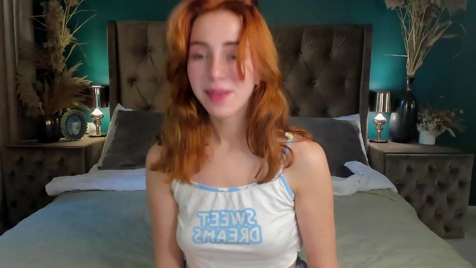 Gallery image thumbnail from ElsaYoung's myfreecams stream on, 06/17/2023, 06:40 image 7 of 20