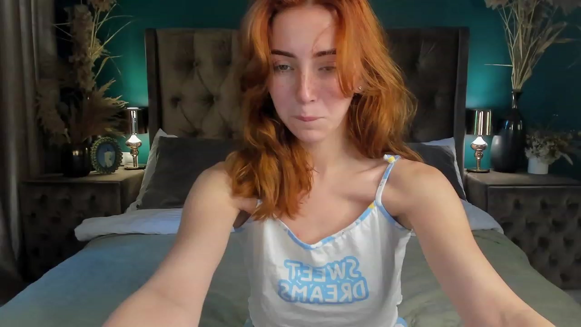 Gallery image thumbnail from ElsaYoung's myfreecams stream on, 06/17/2023, 06:40 image 5 of 20