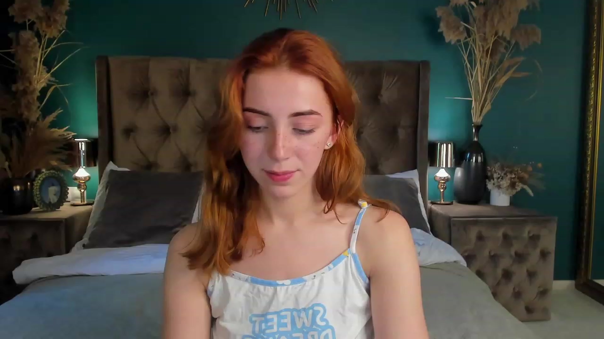 Gallery image thumbnail from ElsaYoung's myfreecams stream on, 06/17/2023, 06:40 image 19 of 20