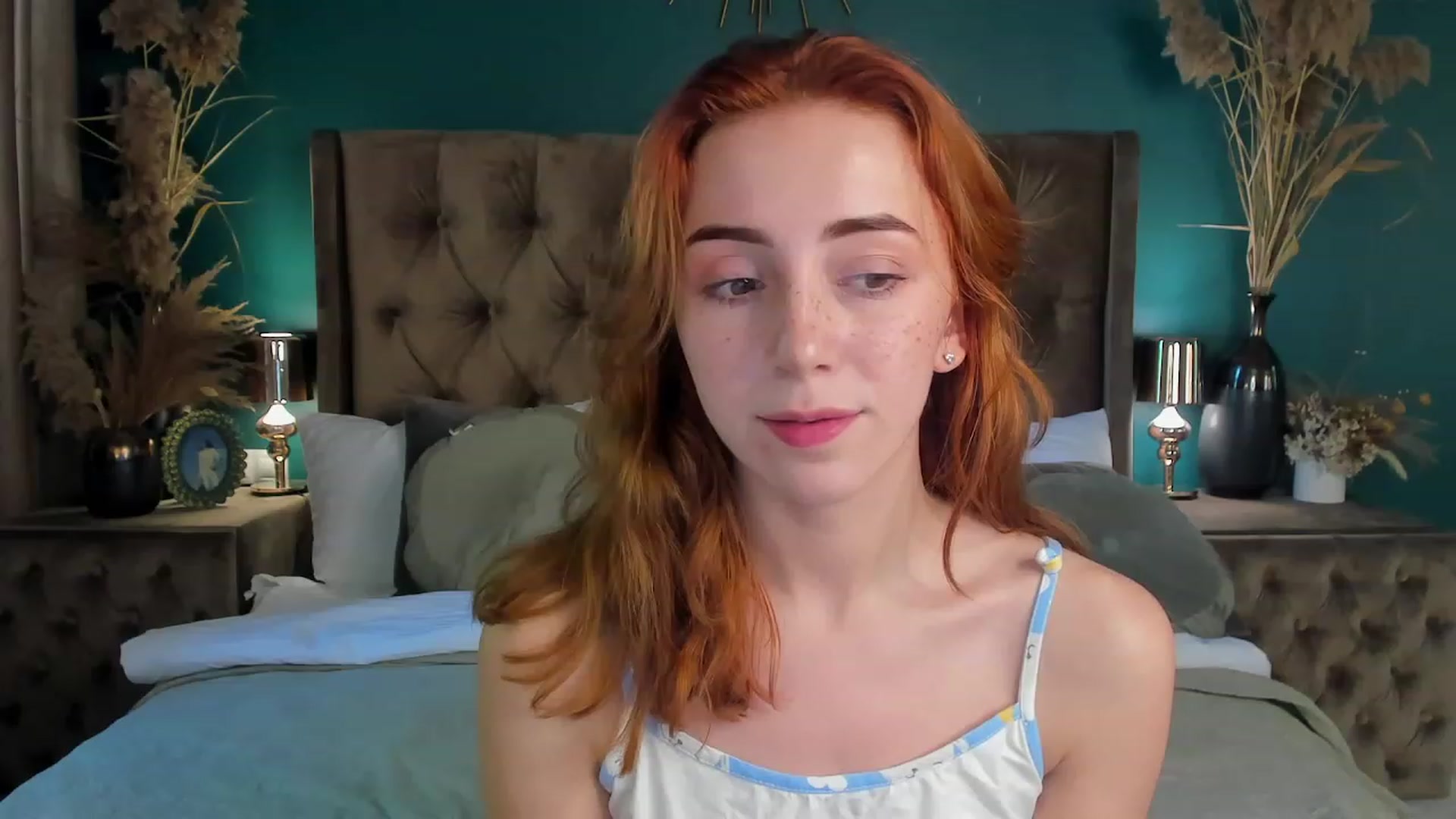 Gallery image thumbnail from ElsaYoung's myfreecams stream on, 06/17/2023, 10:12 image 1 of 20