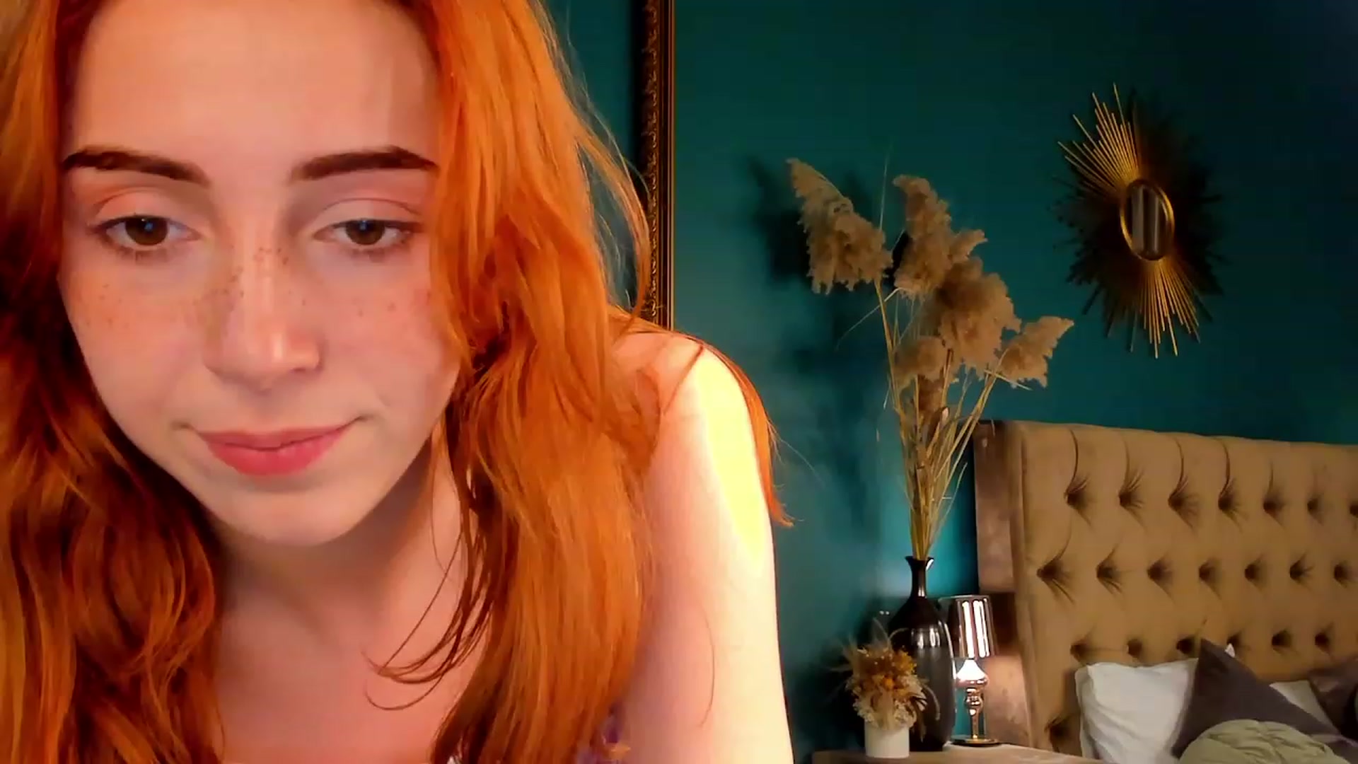 Gallery image thumbnail from ElsaYoung's myfreecams stream on, 06/18/2023, 17:36 image 1 of 20