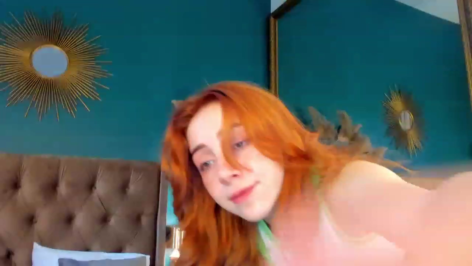 Gallery image thumbnail from ElsaYoung's myfreecams stream on, 06/20/2023, 06:00 image 10 of 20