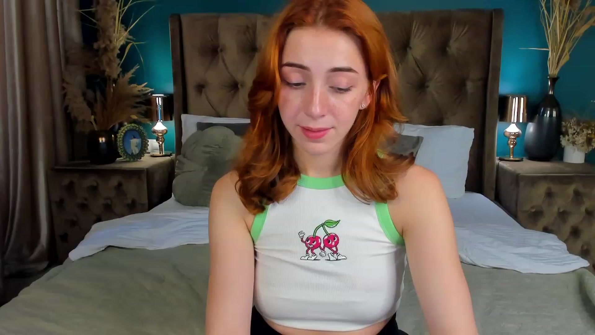 Gallery image thumbnail from ElsaYoung's myfreecams stream on, 06/20/2023, 08:37 image 19 of 20
