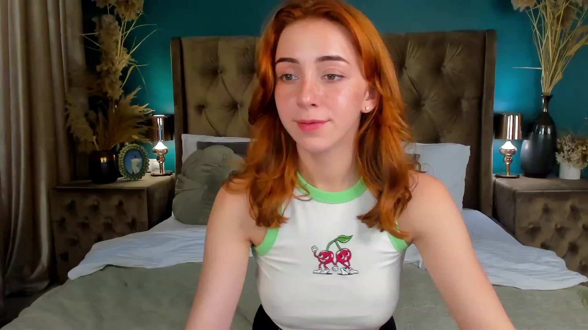 Gallery image thumbnail from ElsaYoung's myfreecams stream on, 06/20/2023, 09:50 image 2 of 20