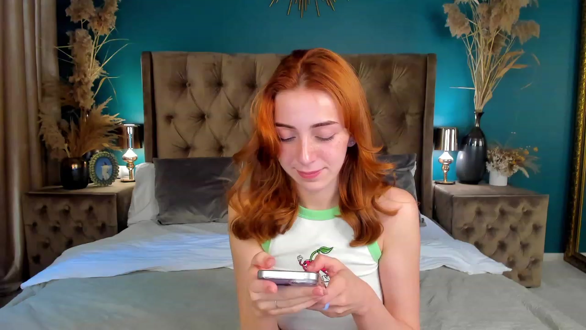 Gallery image thumbnail from ElsaYoung's myfreecams stream on, 06/20/2023, 11:23 image 18 of 20