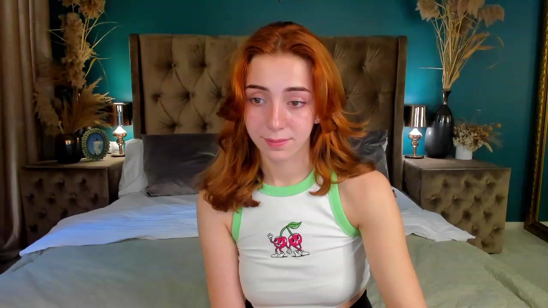 Gallery image thumbnail from ElsaYoung's myfreecams stream on, 06/20/2023, 11:59 image 6 of 20