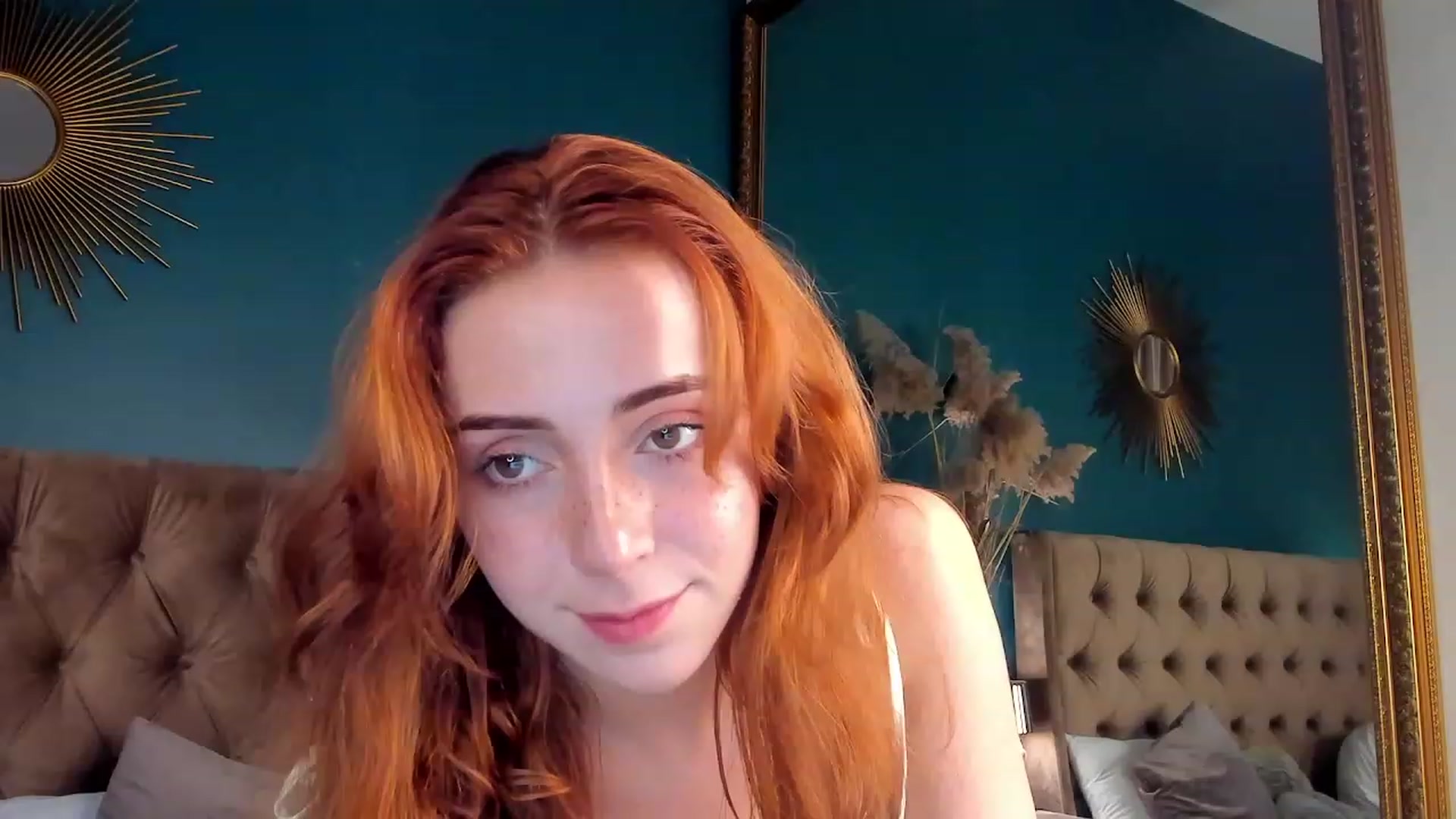 Gallery image thumbnail from ElsaYoung's myfreecams stream on, 06/21/2023, 16:35 image 2 of 20