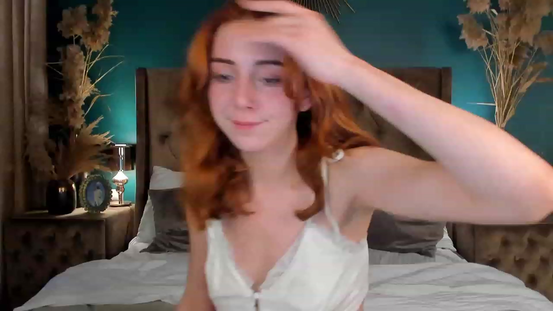 Gallery image thumbnail from ElsaYoung's myfreecams stream on, 06/21/2023, 18:02 image 12 of 20