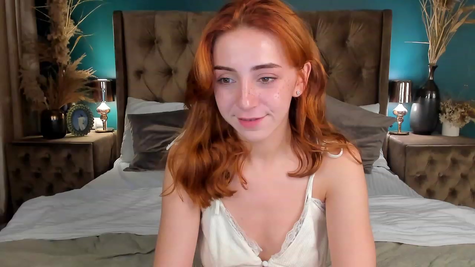 Gallery image thumbnail from ElsaYoung's myfreecams stream on, 06/21/2023, 18:02 image 2 of 20