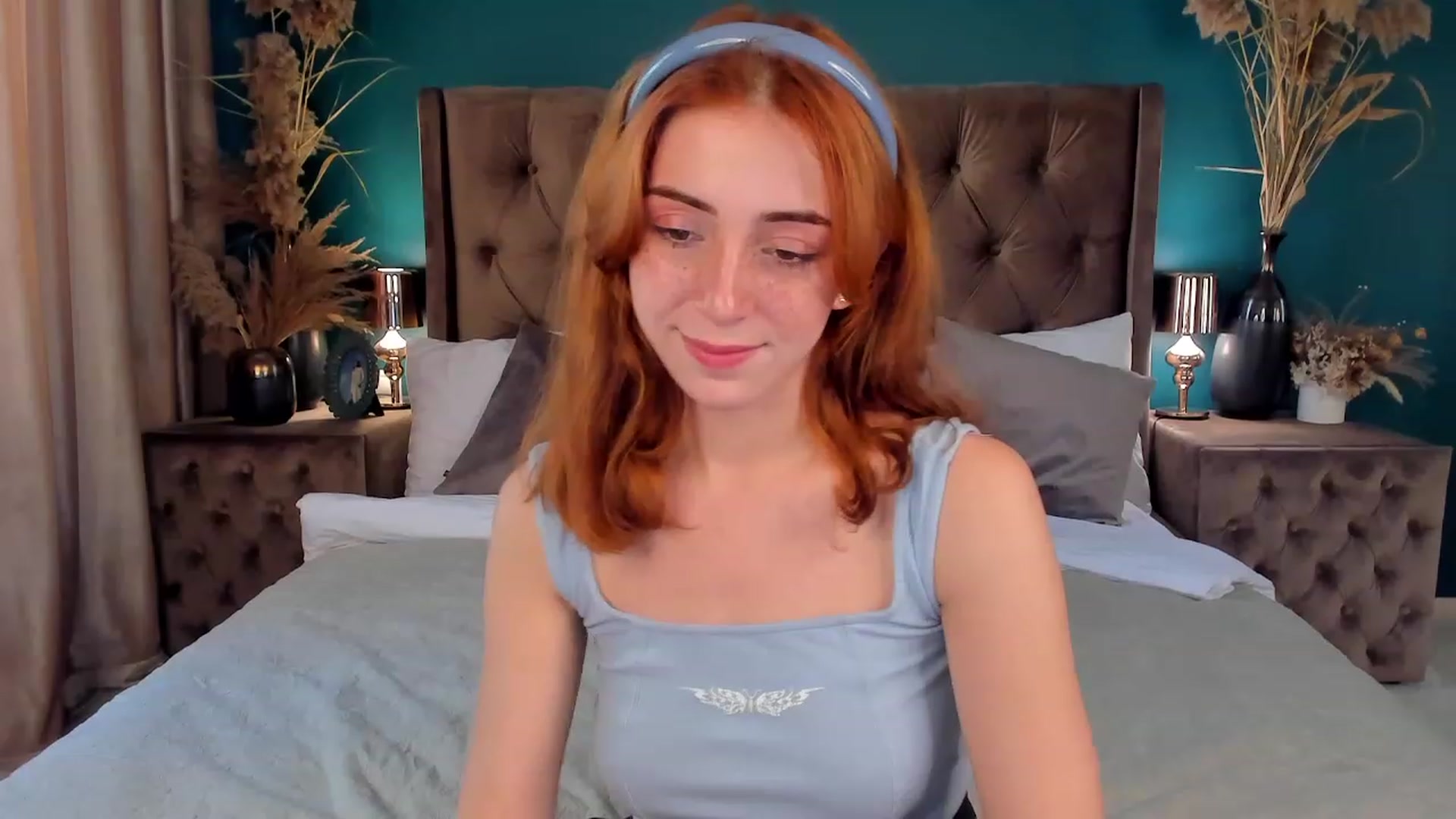Gallery image thumbnail from ElsaYoung's myfreecams stream on, 06/22/2023, 13:11 image 13 of 20
