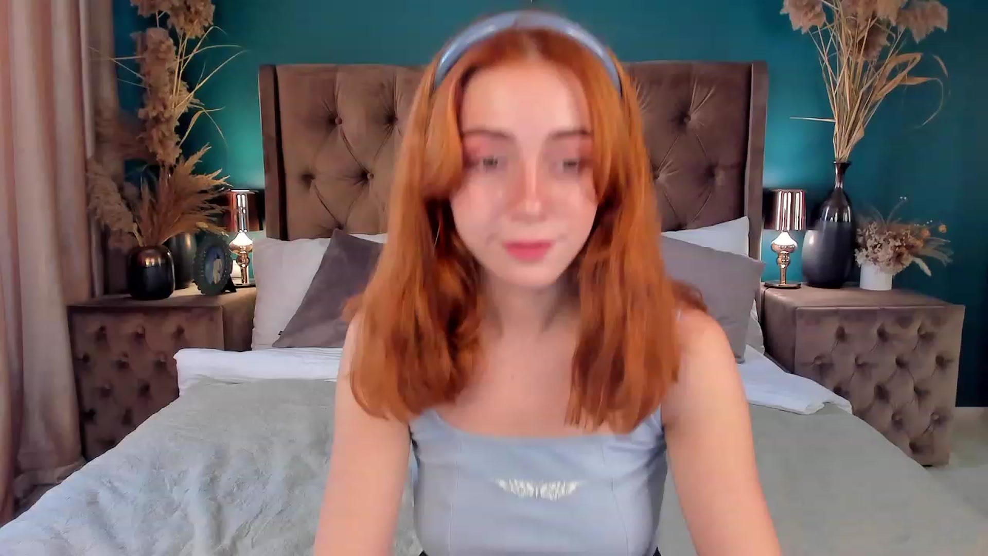 Gallery image thumbnail from ElsaYoung's myfreecams stream on, 06/22/2023, 14:31 image 2 of 20