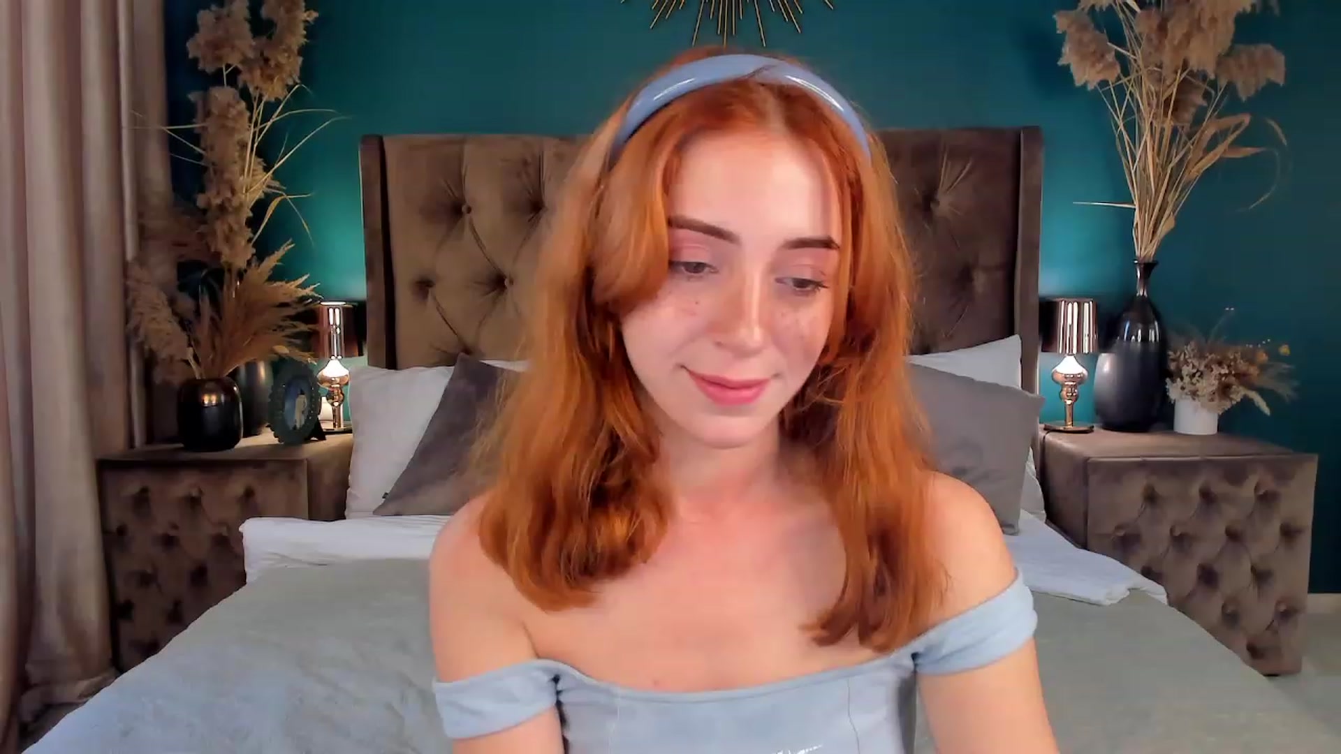 Gallery image thumbnail from ElsaYoung's myfreecams stream on, 06/22/2023, 14:31 image 16 of 20