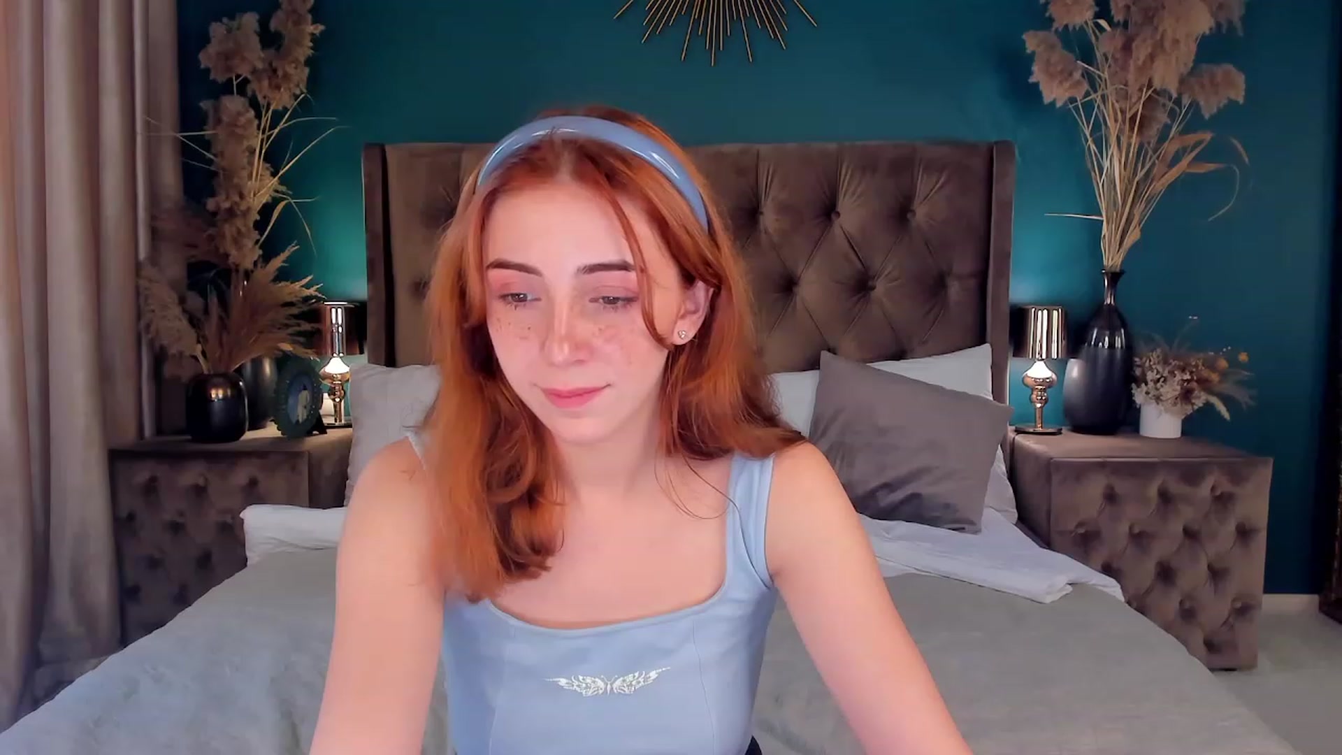 Gallery image thumbnail from ElsaYoung's myfreecams stream on, 06/22/2023, 15:45 image 17 of 20