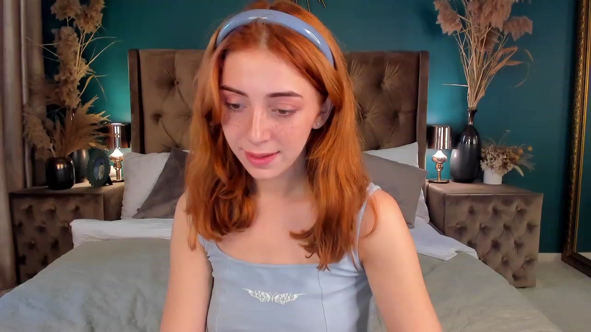 Gallery image thumbnail from ElsaYoung's myfreecams stream on, 06/22/2023, 15:45 image 12 of 20