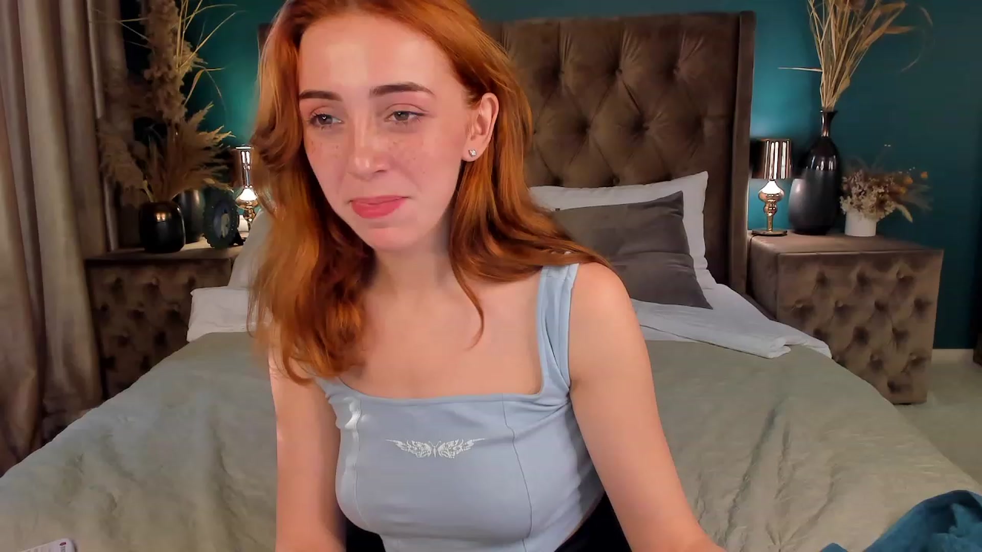 Gallery image thumbnail from ElsaYoung's myfreecams stream on, 06/22/2023, 17:05 image 2 of 20