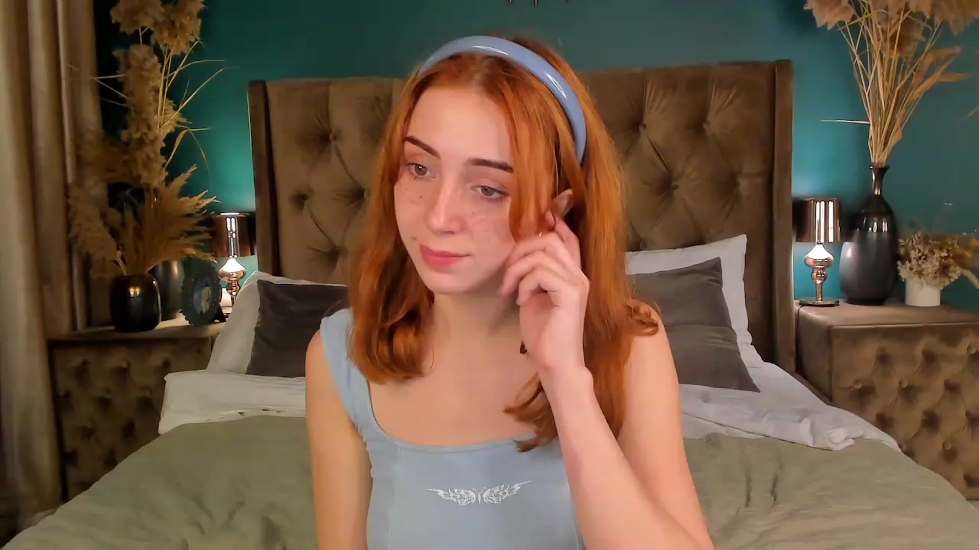 Gallery image thumbnail from ElsaYoung's myfreecams stream on, 06/22/2023, 17:59 image 1 of 20