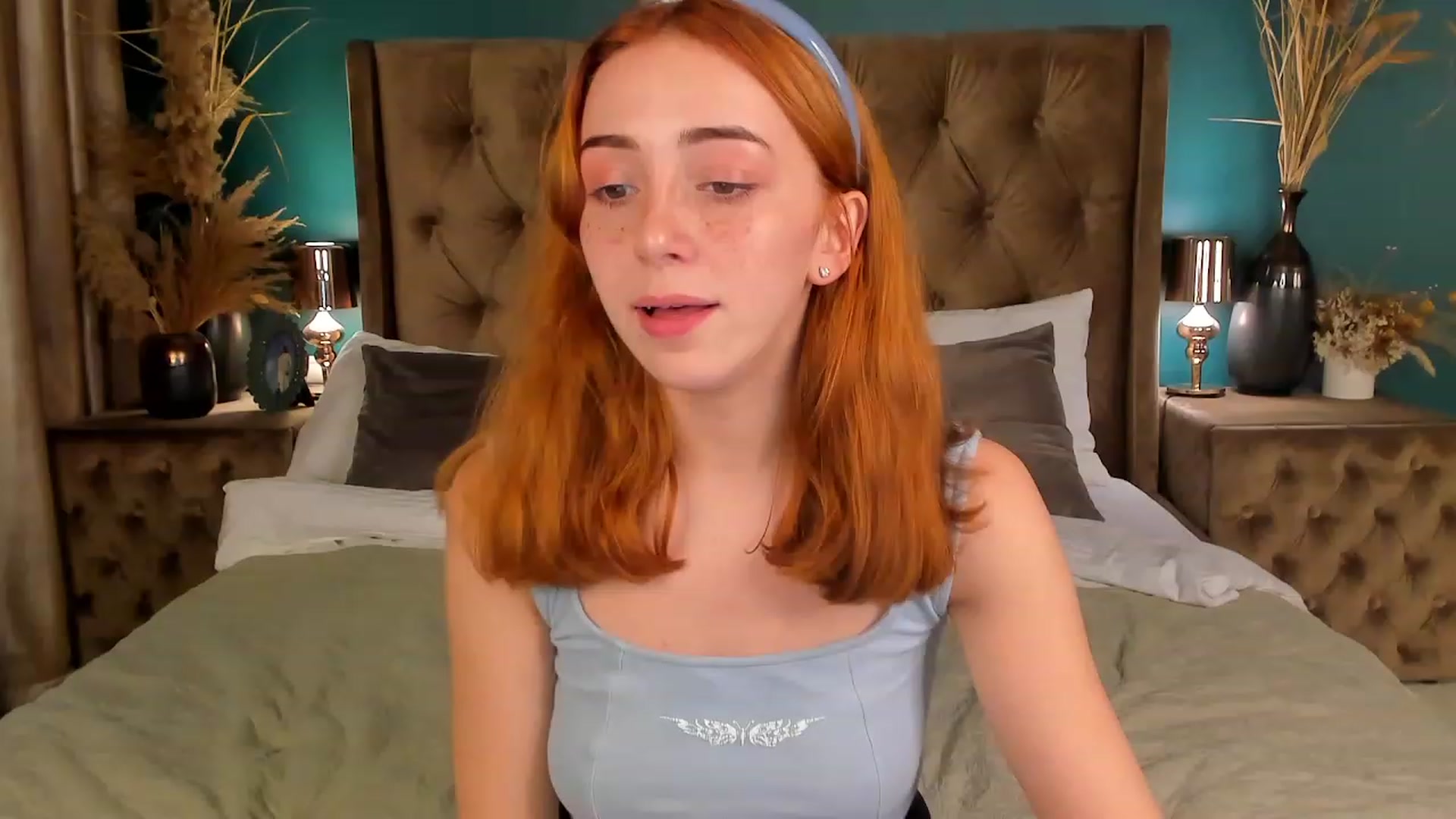 Gallery image thumbnail from ElsaYoung's myfreecams stream on, 06/22/2023, 17:59 image 6 of 20