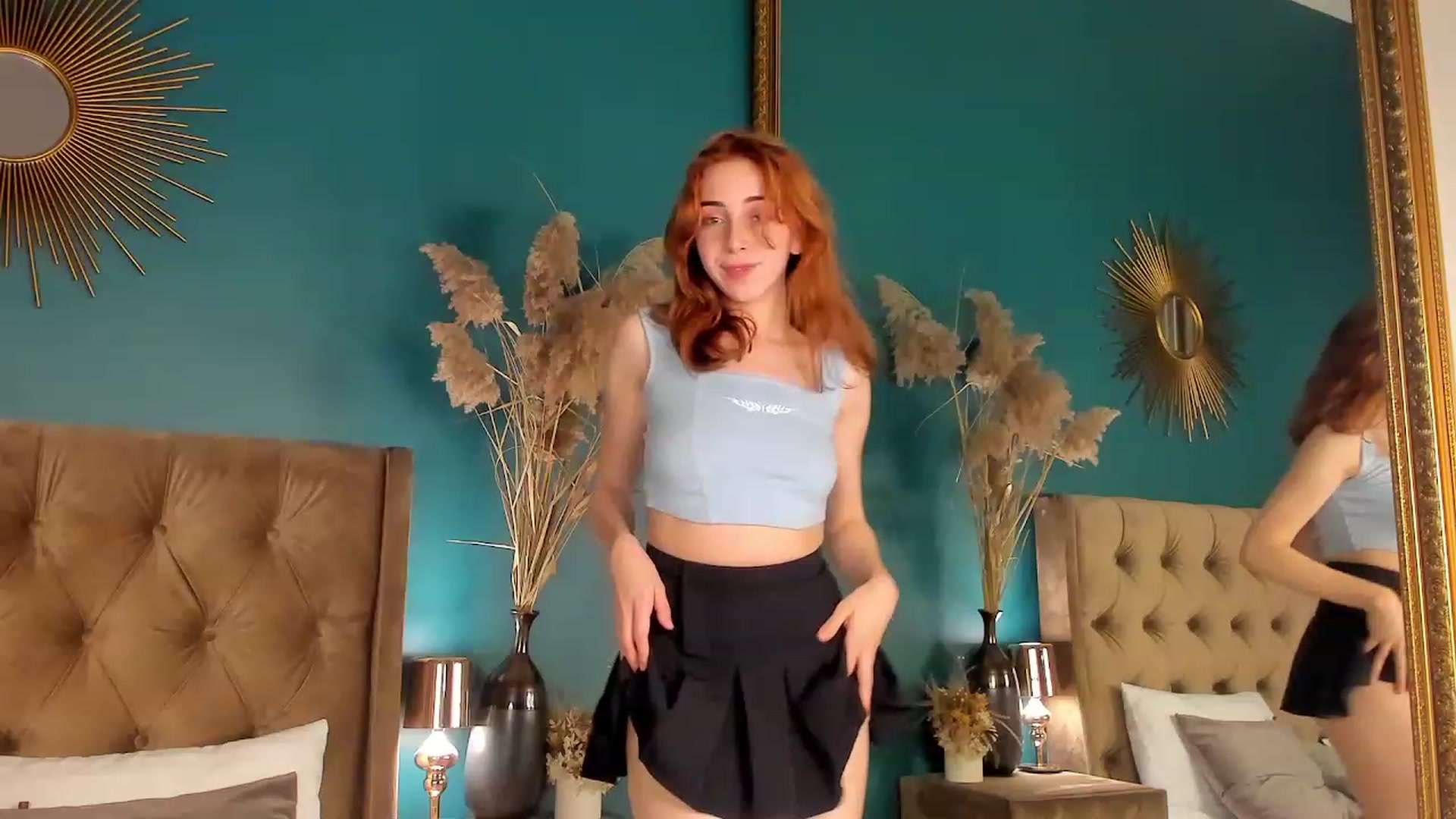 Gallery image thumbnail from ElsaYoung's myfreecams stream on, 06/22/2023, 19:06 image 7 of 20