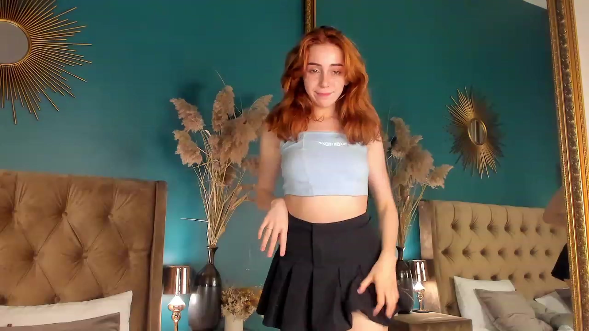Gallery image thumbnail from ElsaYoung's myfreecams stream on, 06/22/2023, 19:06 image 5 of 20