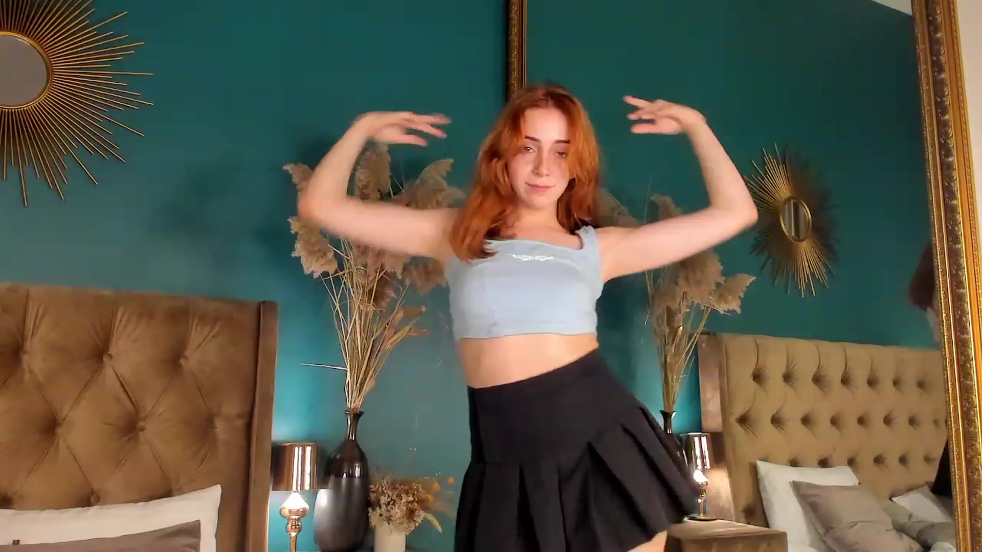 Gallery image thumbnail from ElsaYoung's myfreecams stream on, 06/22/2023, 19:06 image 8 of 20