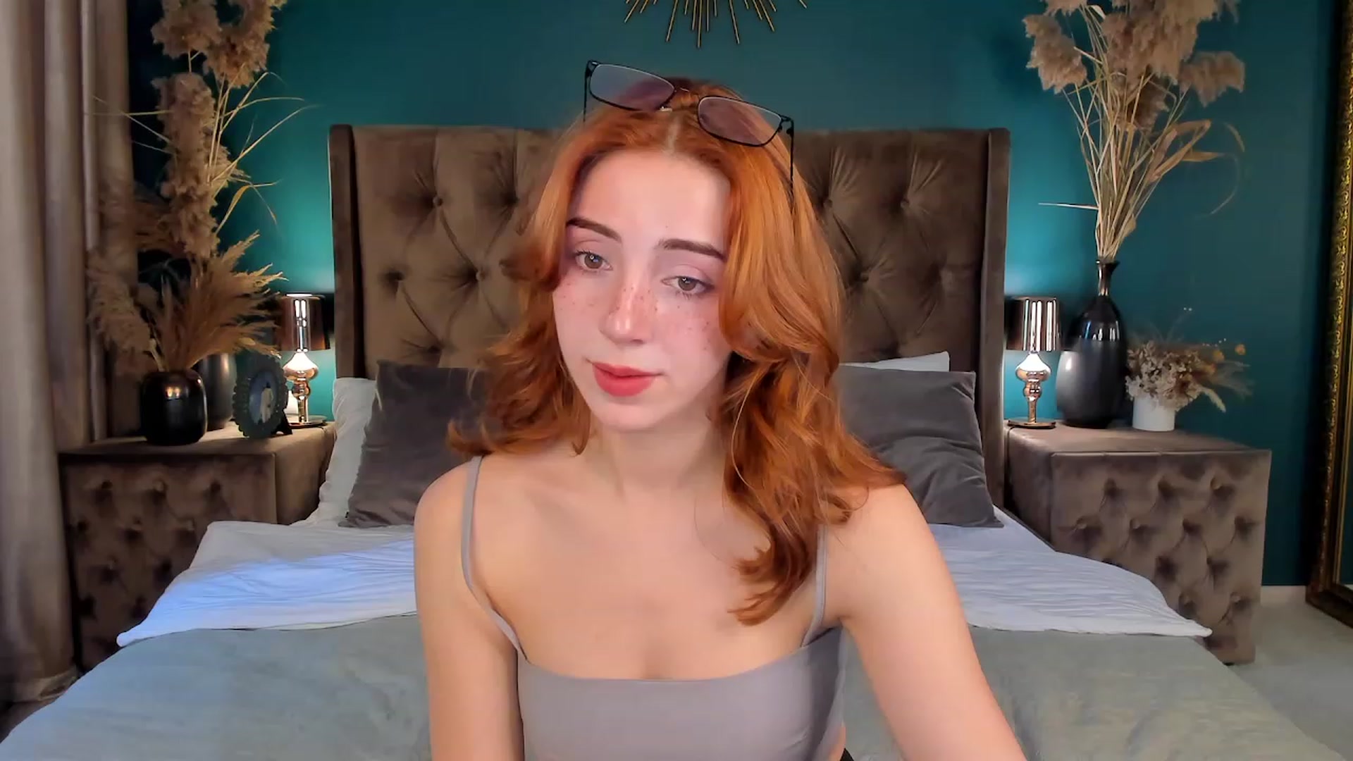 Gallery image thumbnail from ElsaYoung's myfreecams stream on, 06/23/2023, 05:37 image 12 of 20