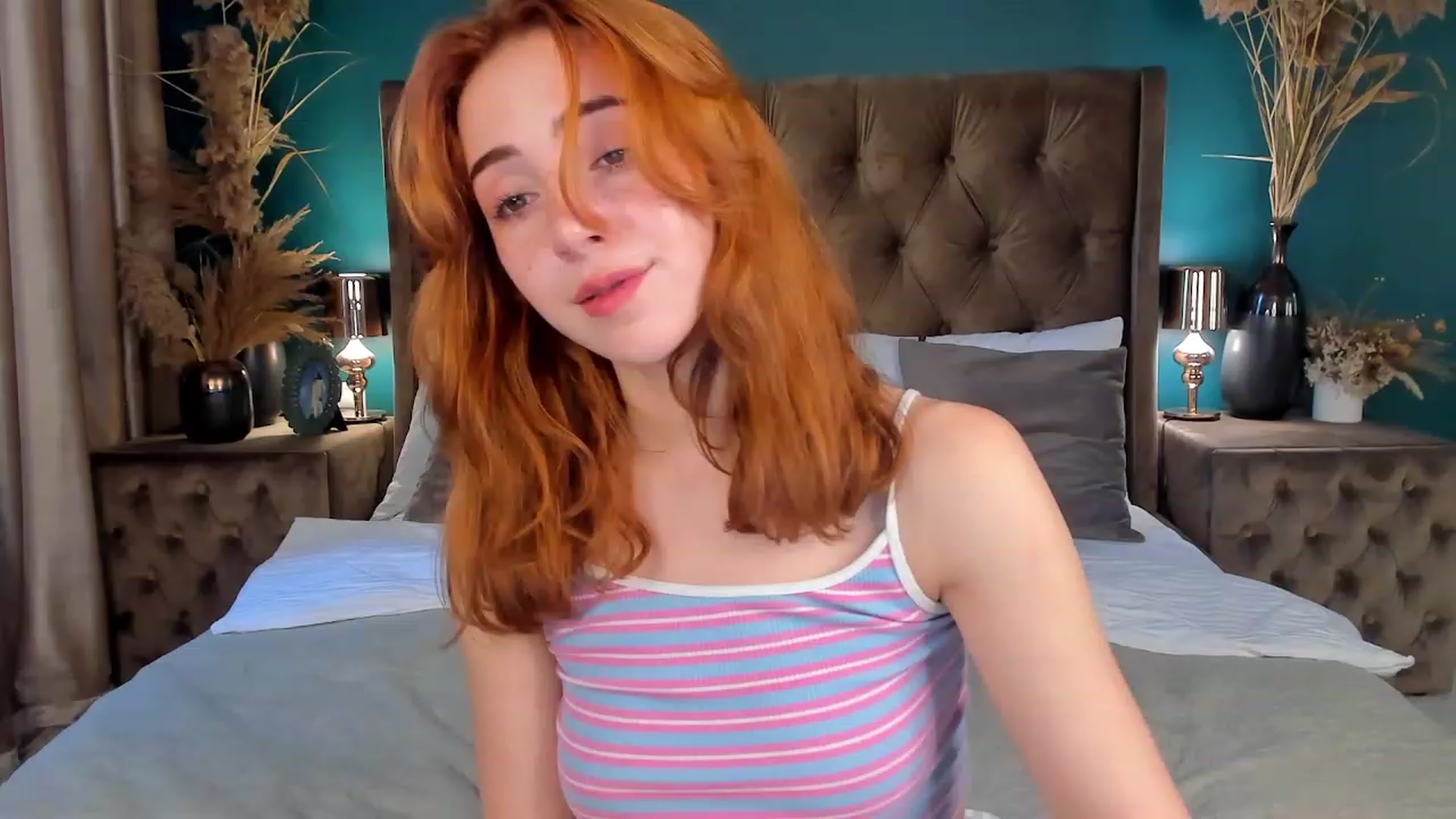 Gallery image thumbnail from ElsaYoung's myfreecams stream on, 06/24/2023, 06:09 image 16 of 20