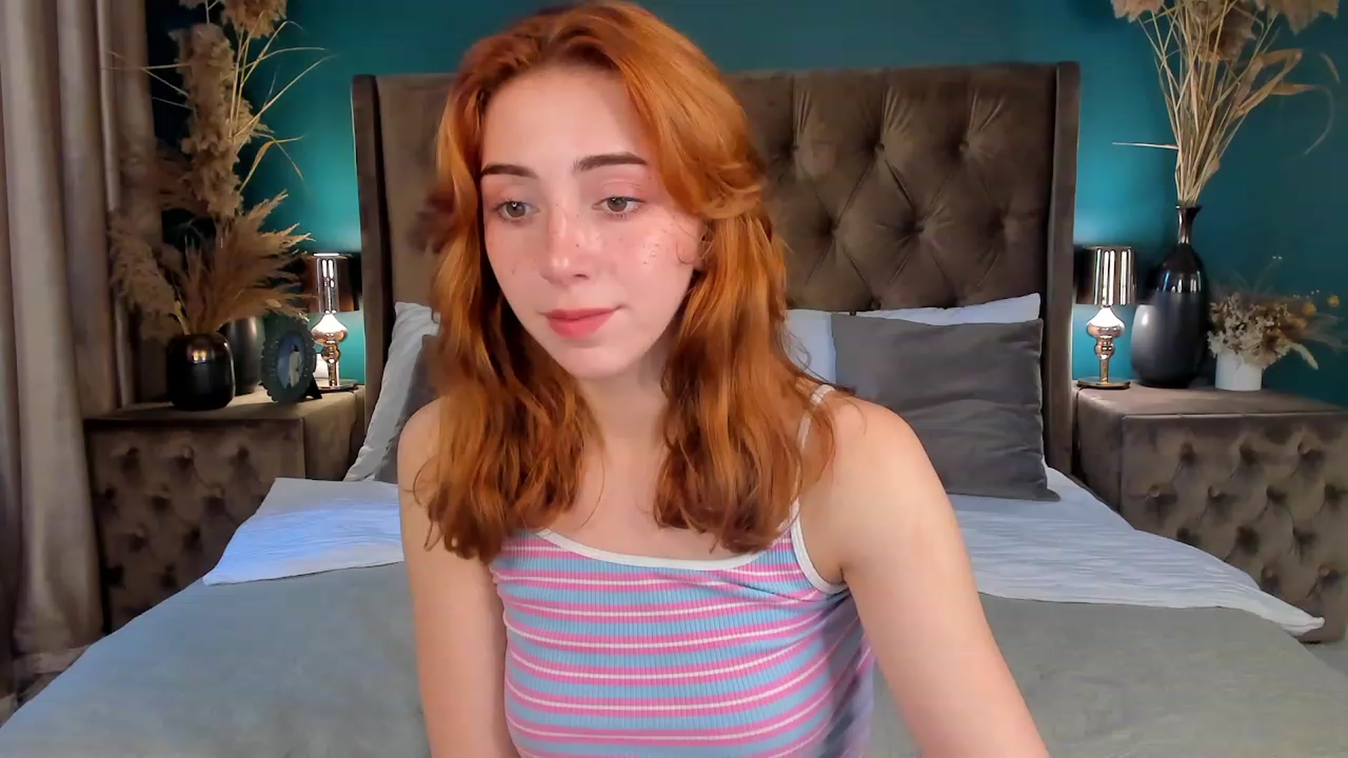 Gallery image thumbnail from ElsaYoung's myfreecams stream on, 06/24/2023, 06:09 image 2 of 20
