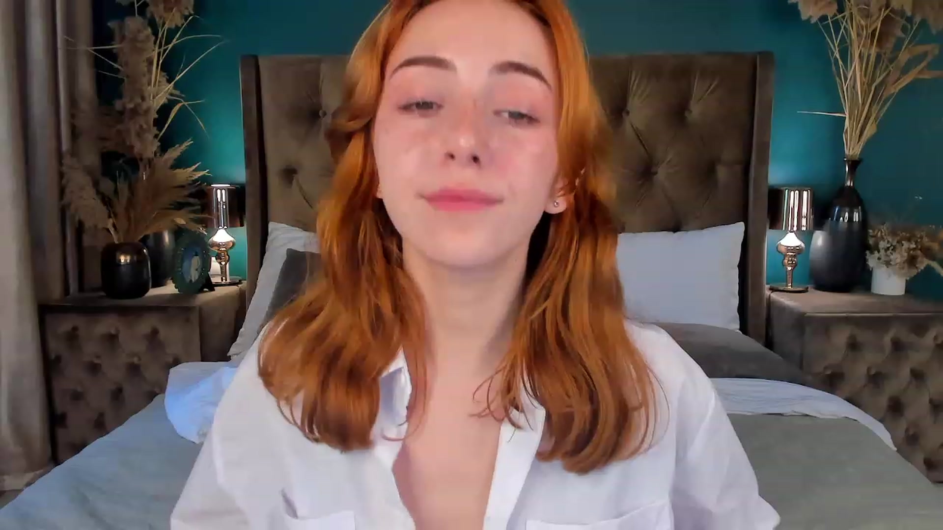 Gallery image thumbnail from ElsaYoung's myfreecams stream on, 06/24/2023, 09:28 image 15 of 20