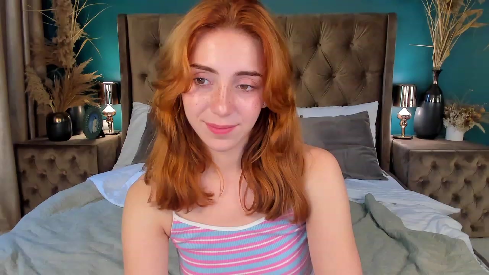 Gallery image thumbnail from ElsaYoung's myfreecams stream on, 06/24/2023, 11:27 image 3 of 20